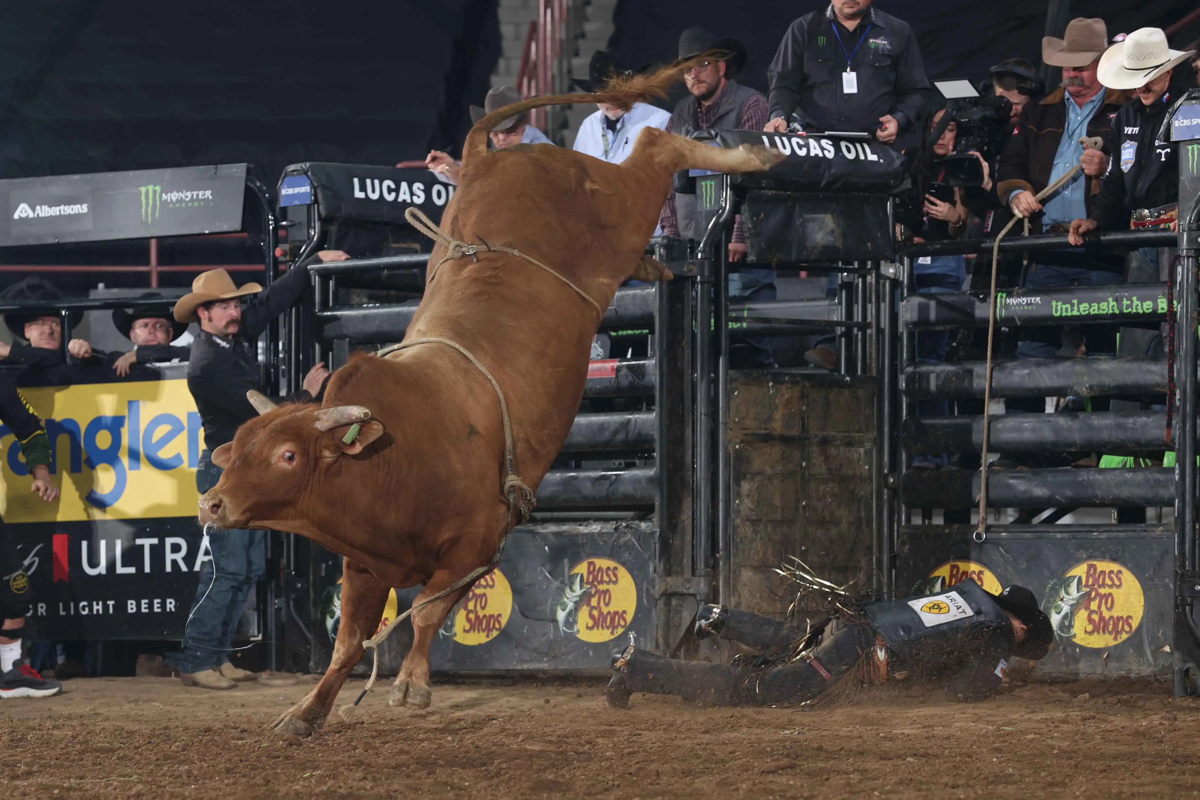 25 LIVE Nampa 01 184