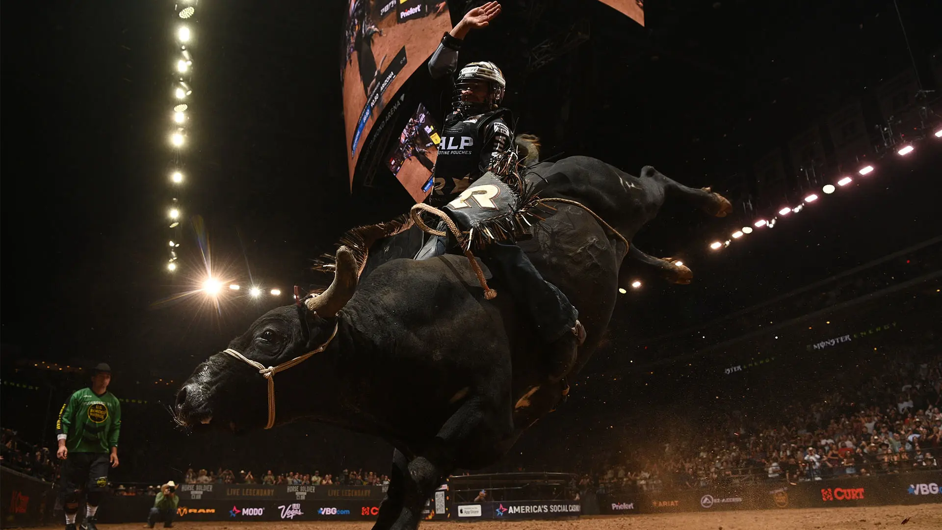 Arizona Ridge Riders continue electric homestand performance with win against Oklahoma Wildcatters on night two of PBR Teams: Ridge Rider Days presented by Energy Transfer