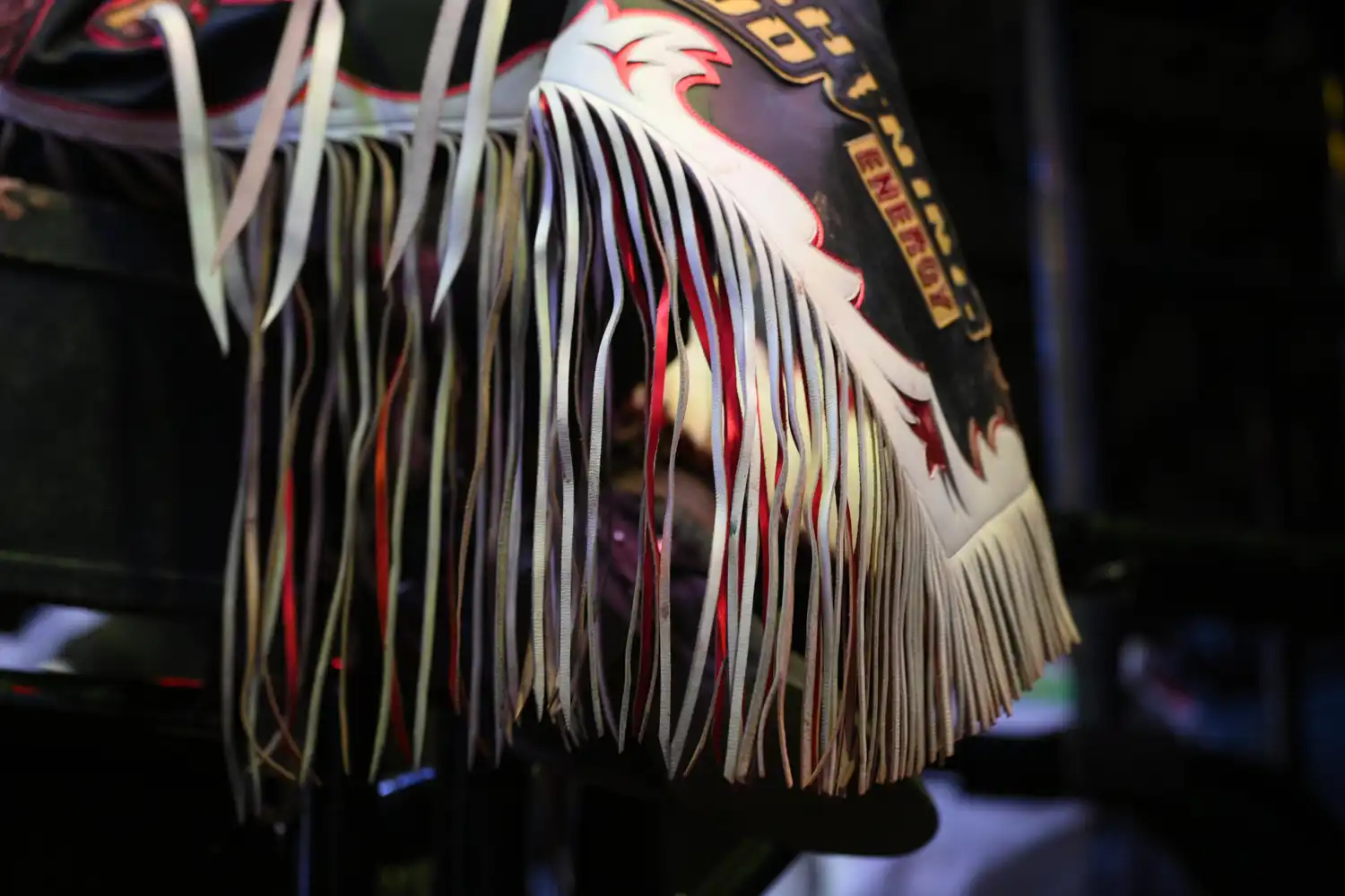 25 LIVE Pittsburgh 02 243