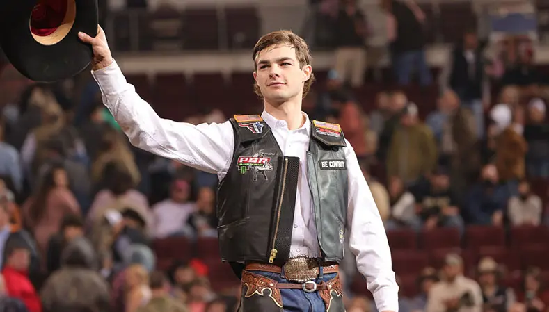 Oliver hones in on world No. 1 ranking with Round 1 win in North Little Rock