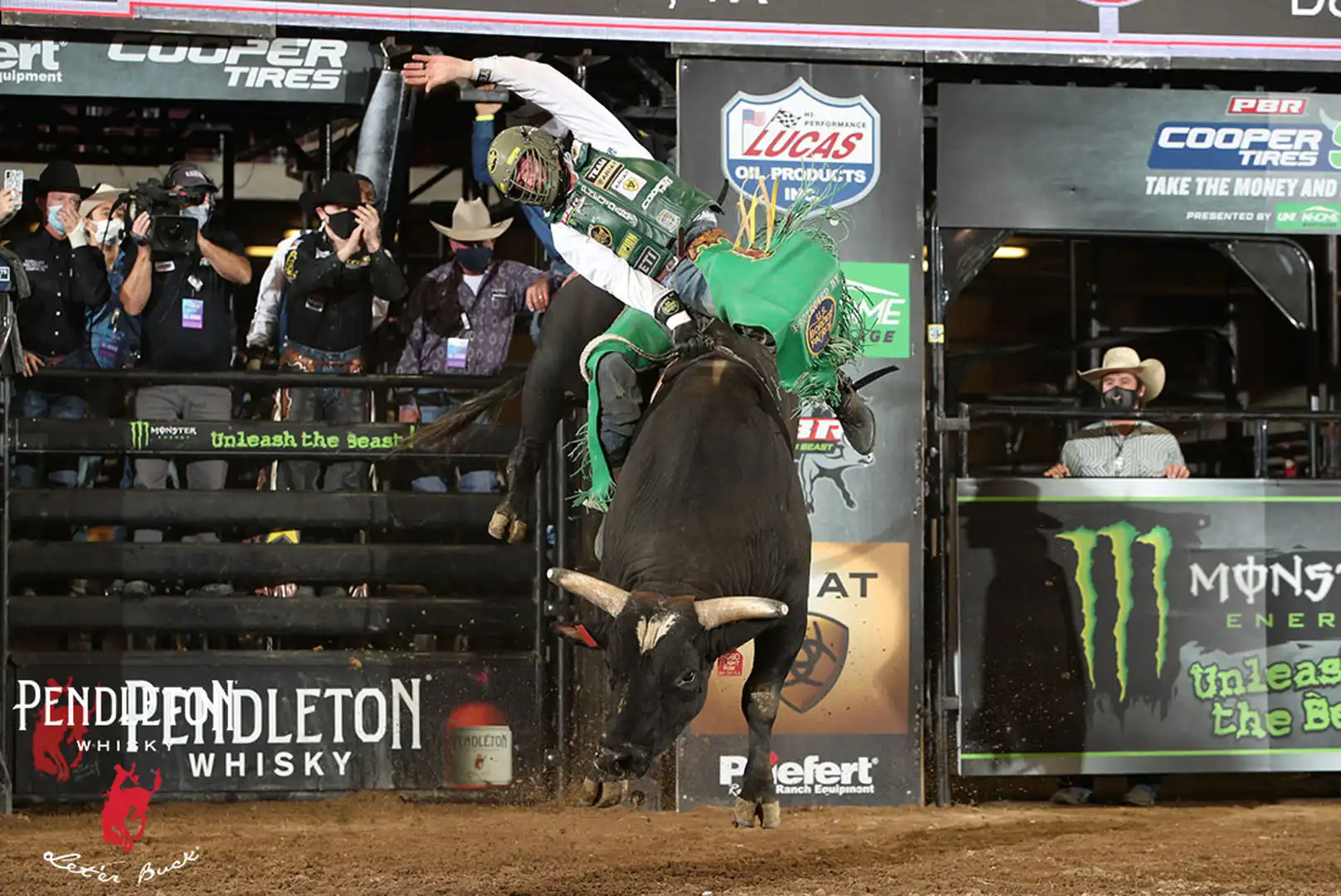 ddf73b40-887a-4cfa-ae97-6def31d59a52