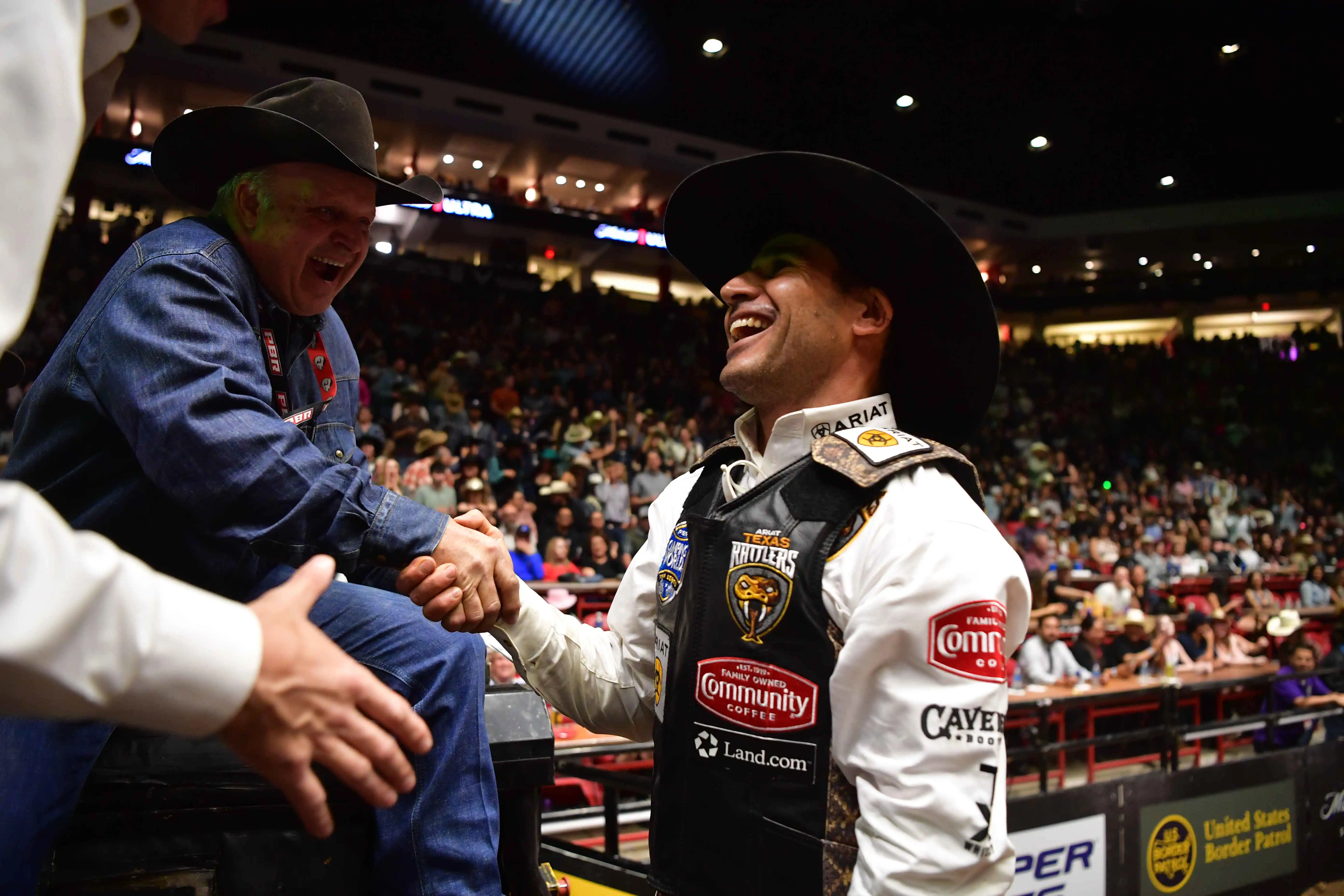 25 LIVE Albuquerque 01 509