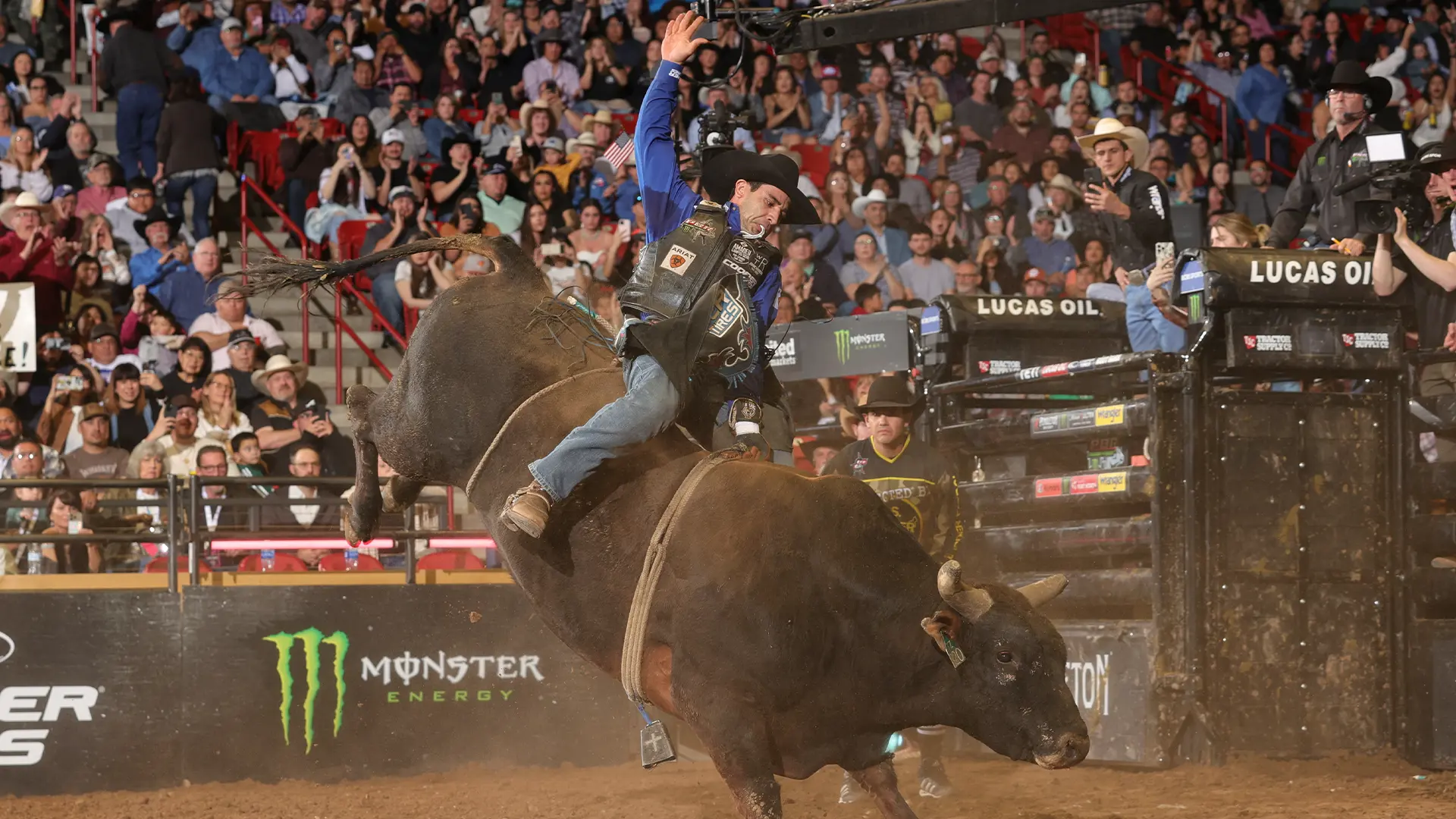 Florida Freedom's Thiago Salgado wins Round 2 of PBR Albuquerque Ty Murray Invitational 