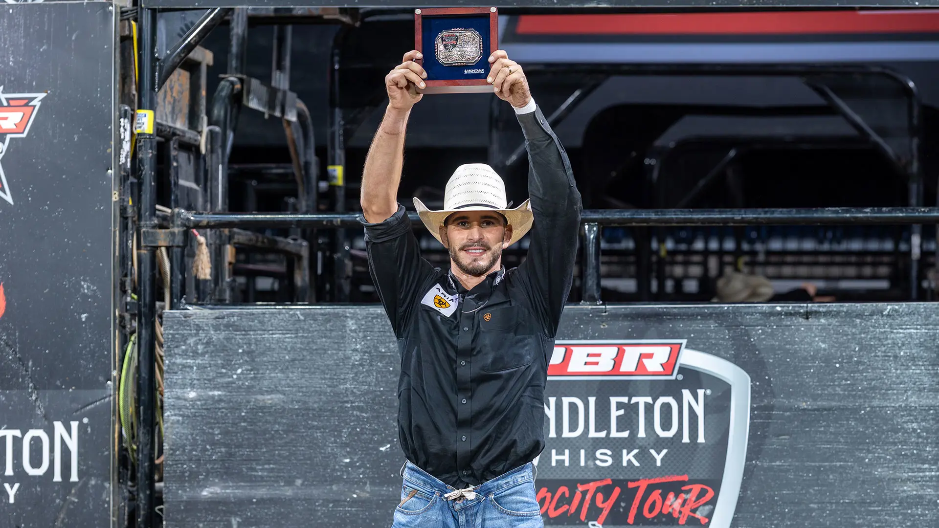 Joao Lucas Campos victorious at GOVX PBR Norfolk