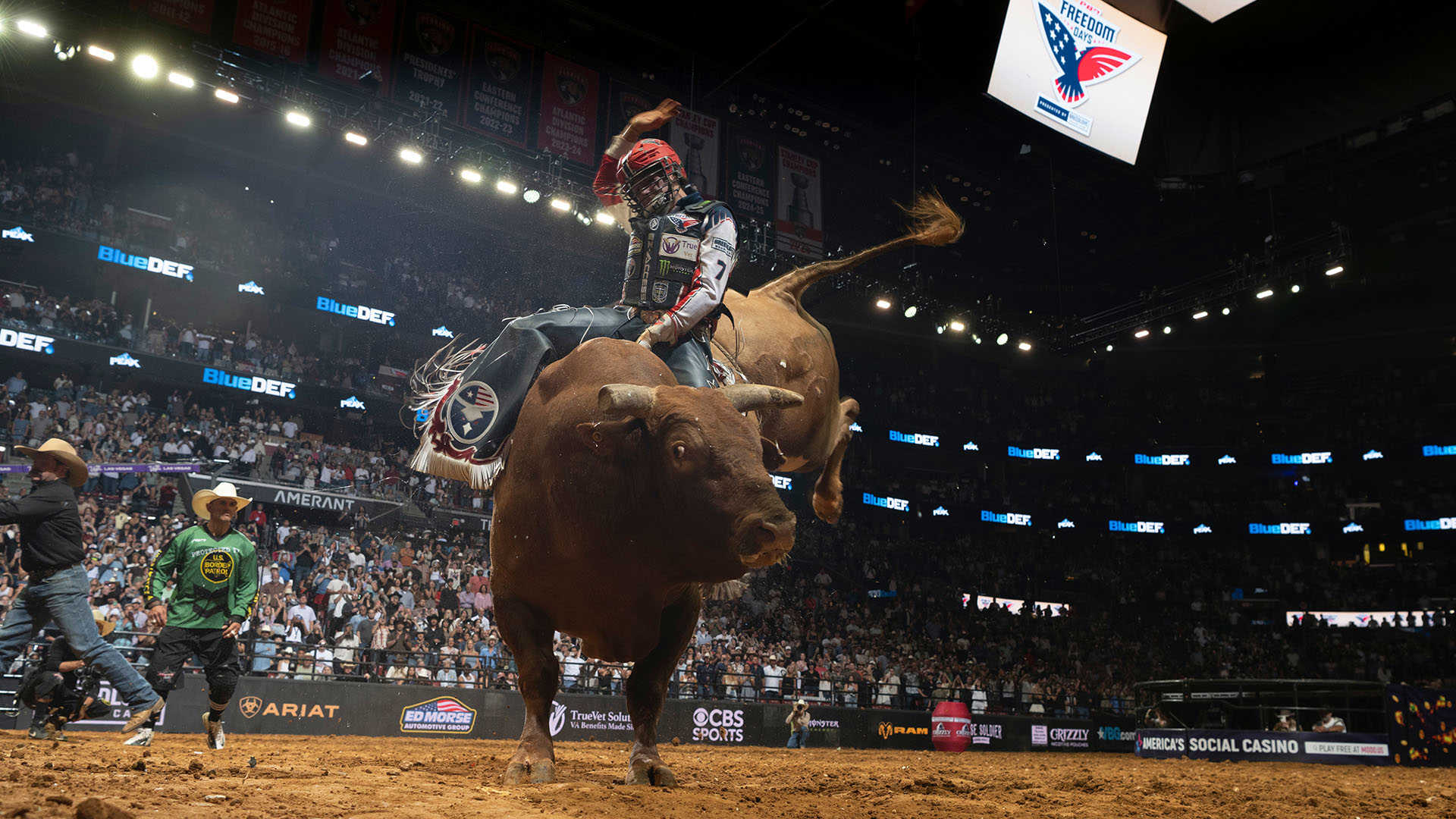 PBR | 2026 PBR World Champion John Crimber signs two-year extension with Florida Freedom through 2029