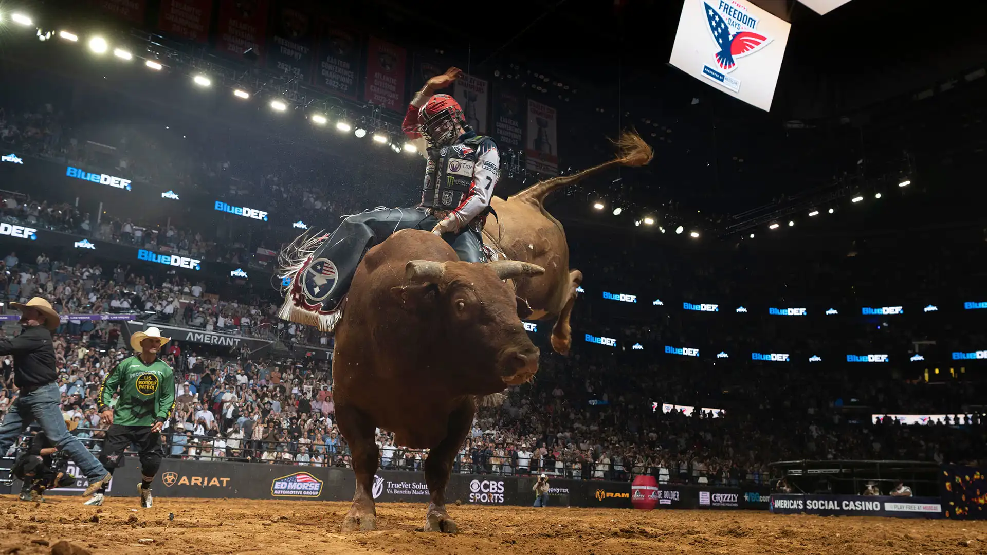 2026 PBR World Champion John Crimber signs two-year extension with Florida Freedom through 2029
