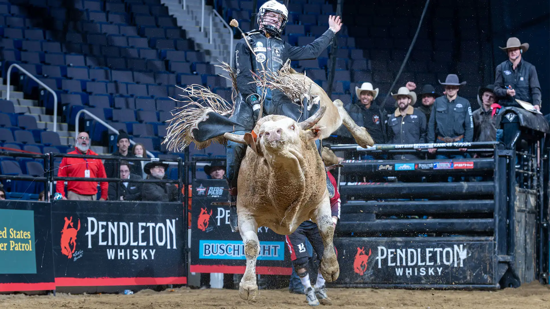 Lane Vaughan wins PBR Albany in dominant fashion
