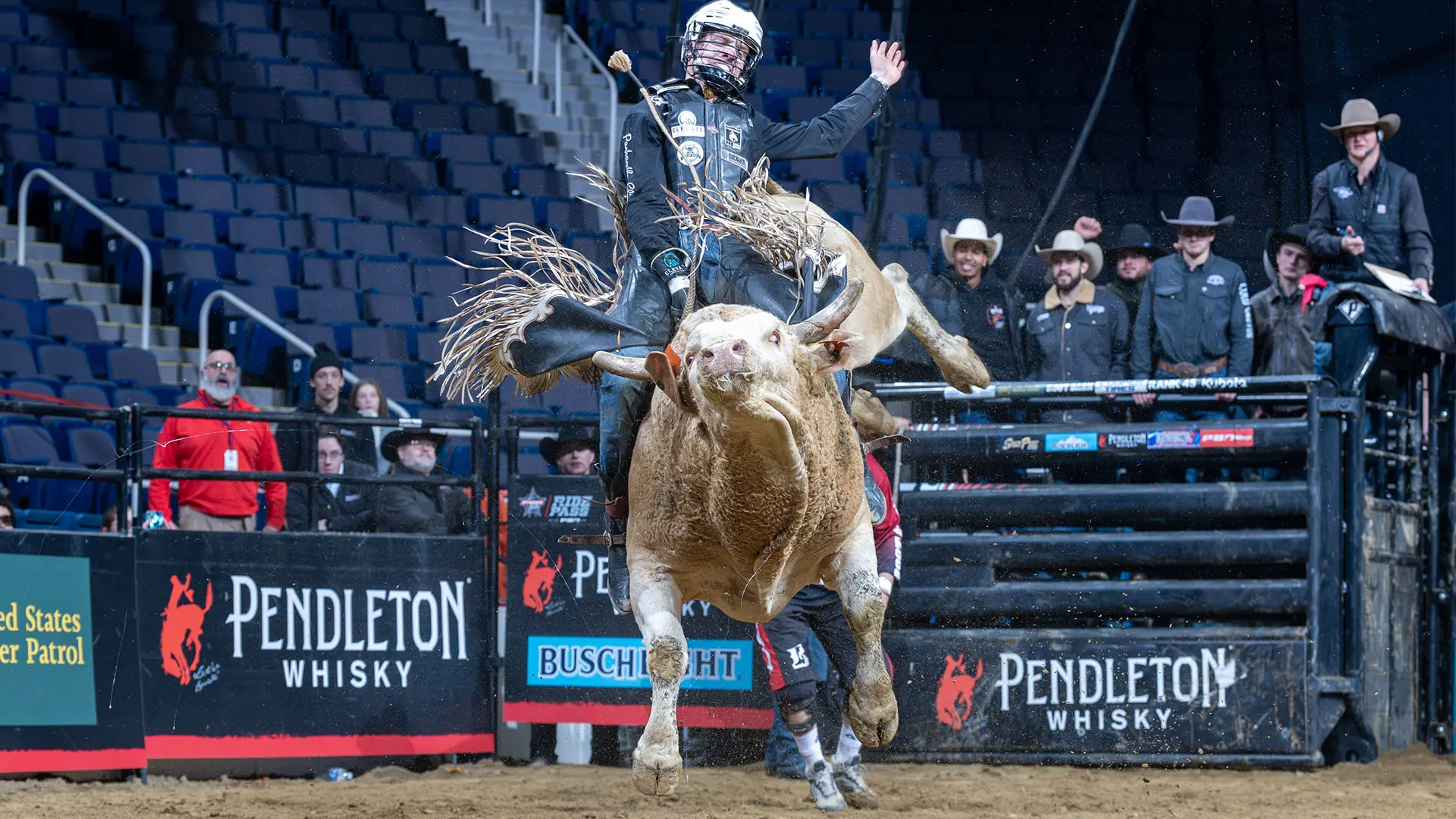 Lane Vaughan wins PBR Albany in dominant fashion