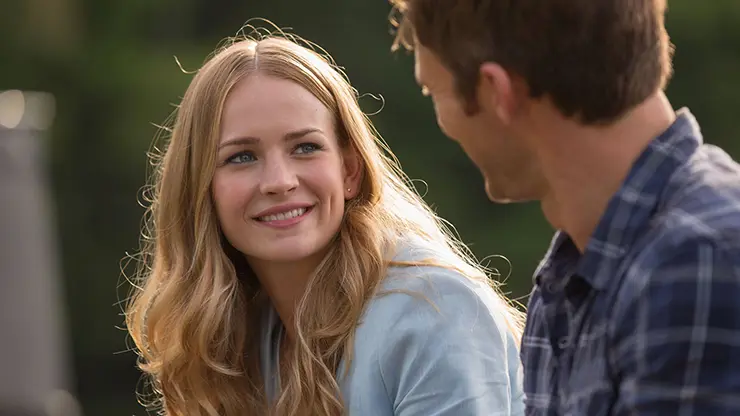 The Longest Ride: Robertson learns about bull riding