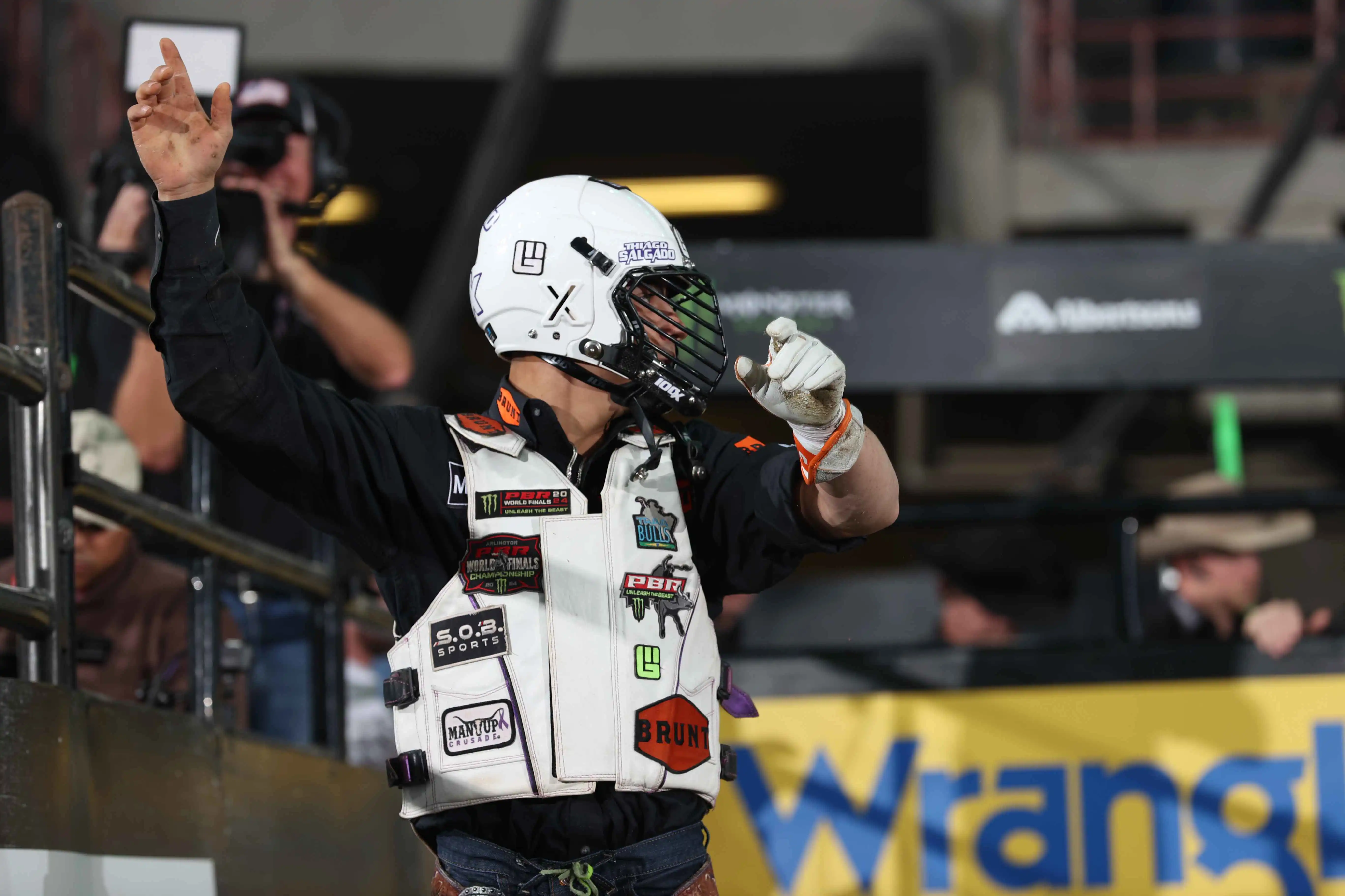 25 LIVE Nampa 01 072