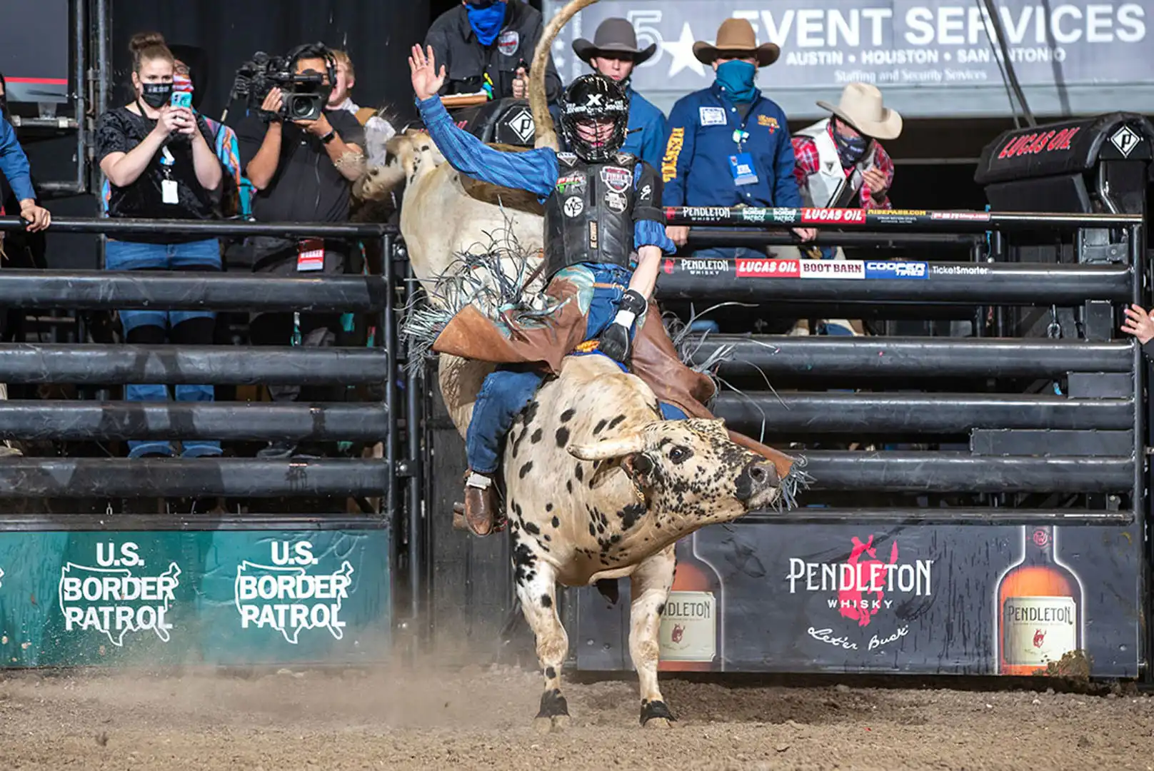 f12a609b-cb6b-43bc-90c0-c21d2d375b41