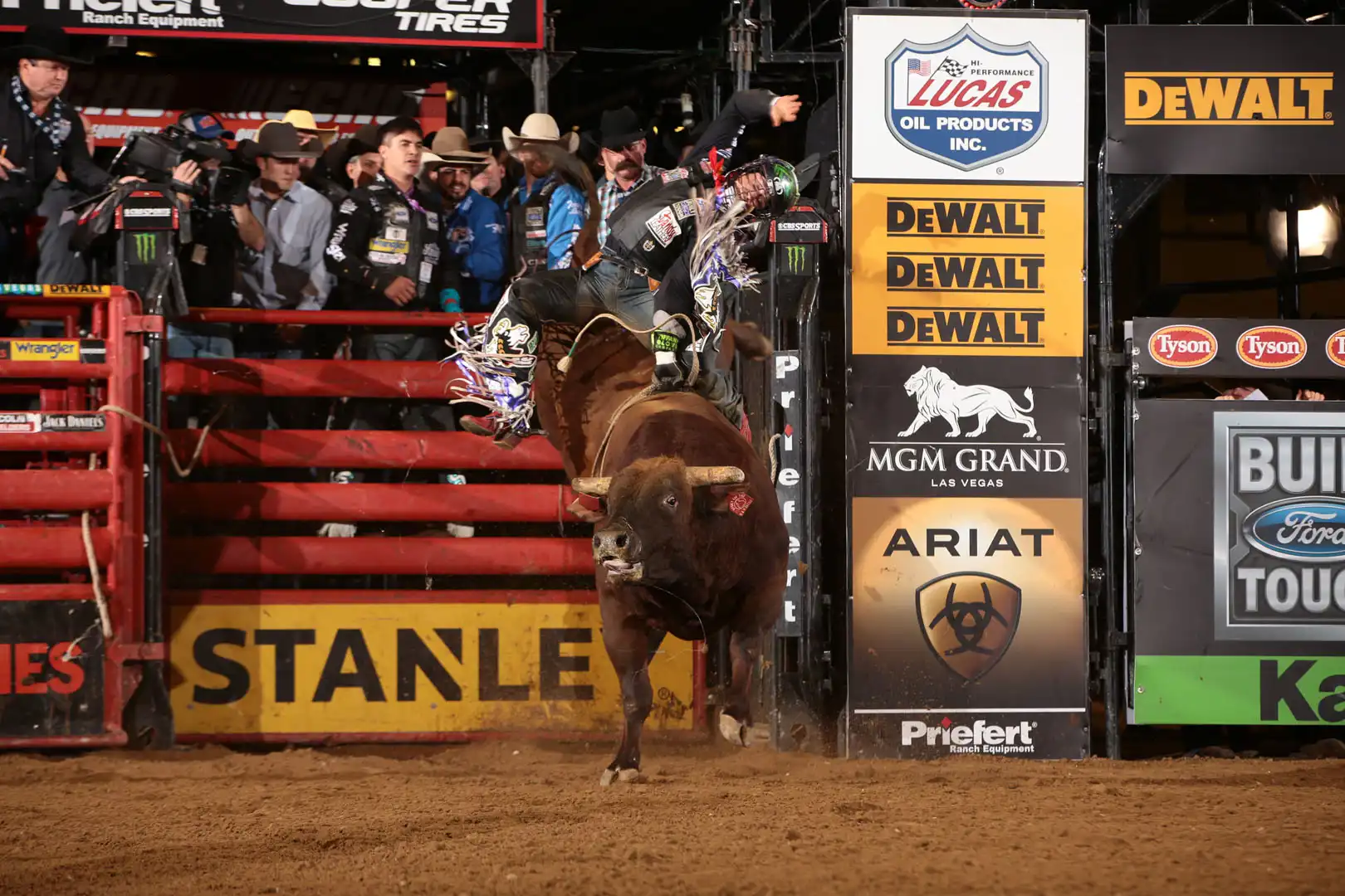 a36ba244-092e-43fb-9969-e701e241562a