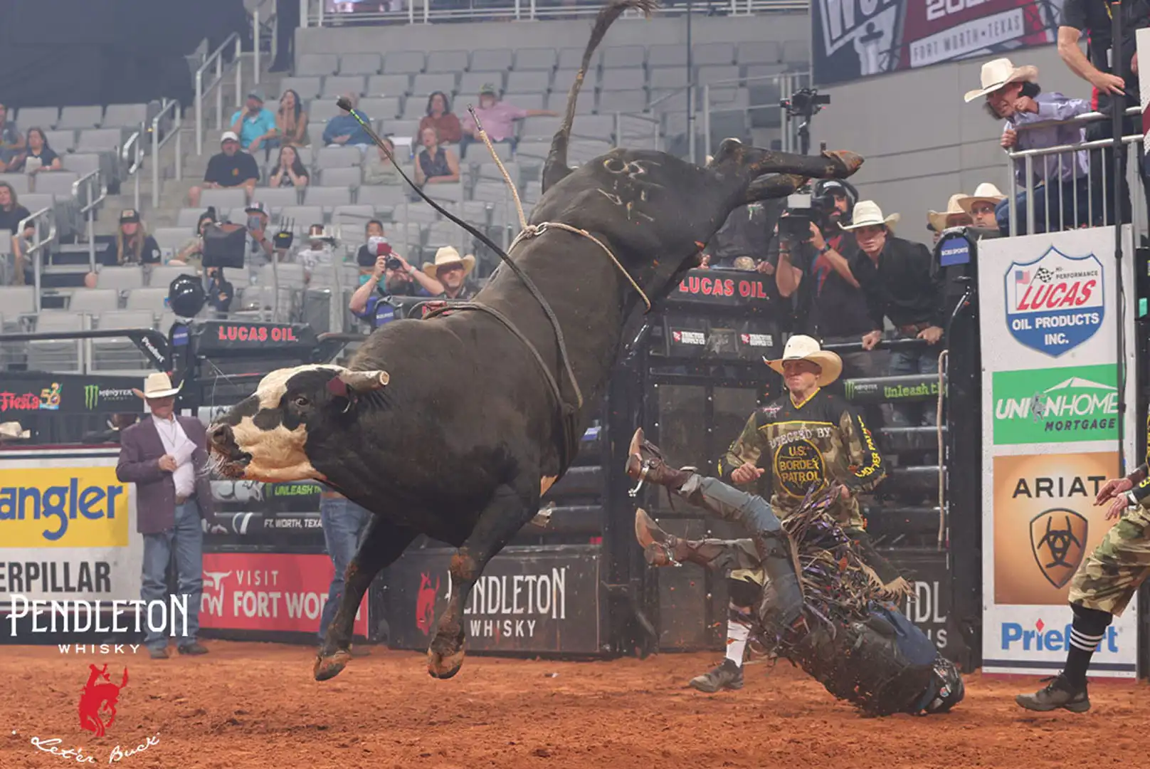 5ca125d6-e02e-4ca4-bc86-1d4b37a85d06