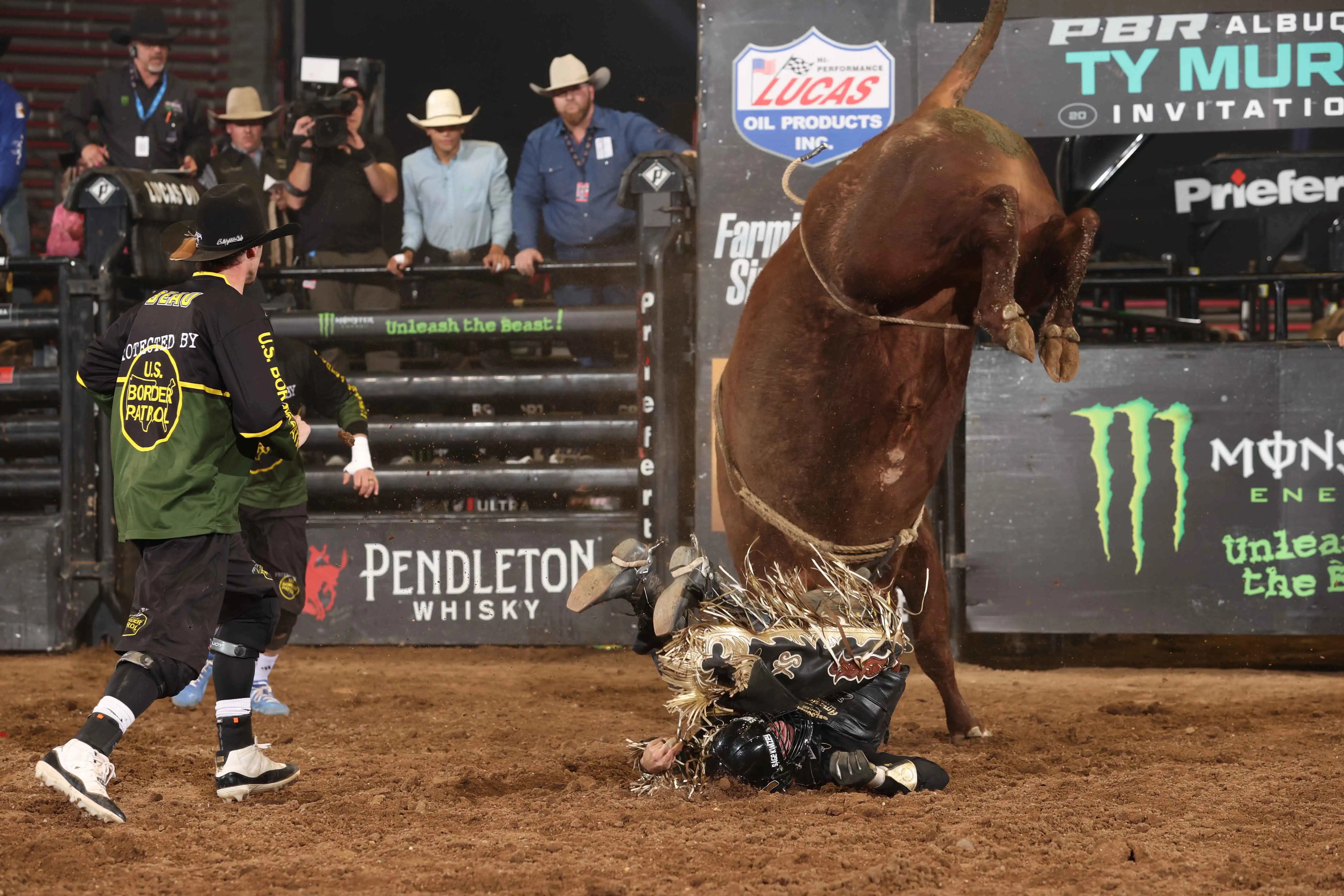 25 LIVE Albuquerque 03 101