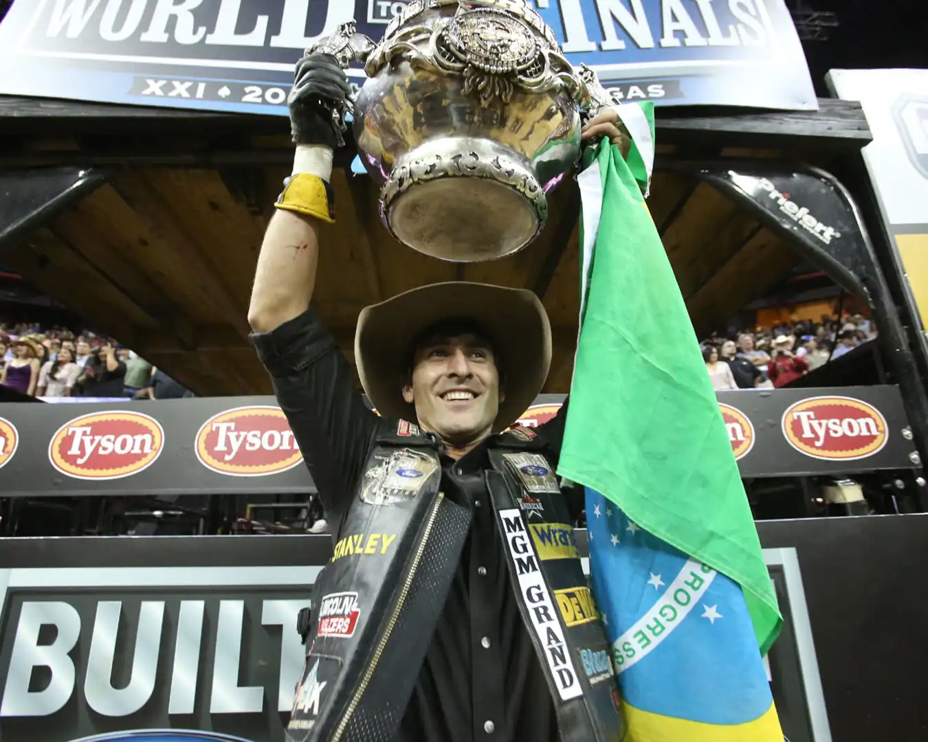 74cf3bb4-1e69-474e-9360-13e608a9138b