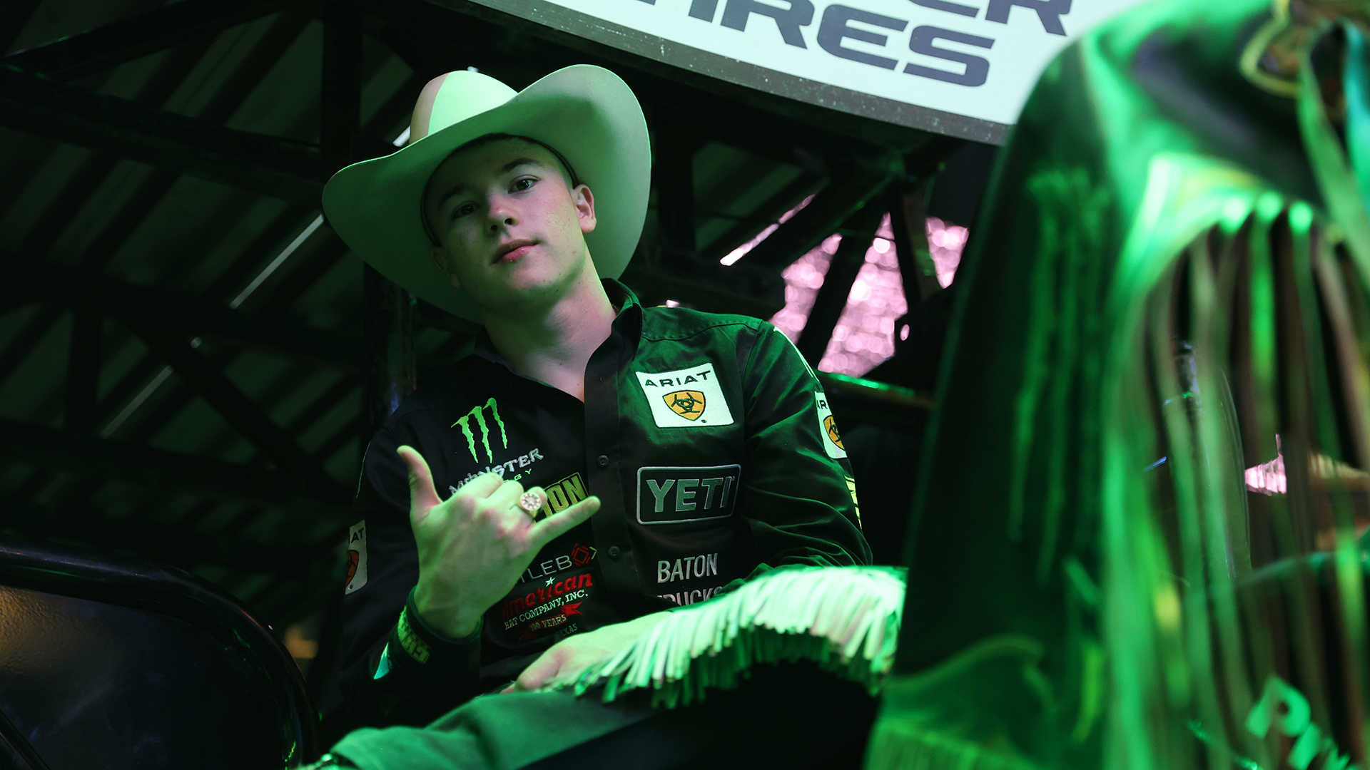 PBR | Crimber battling hand injury as world title race tightens, image size:1920x1080