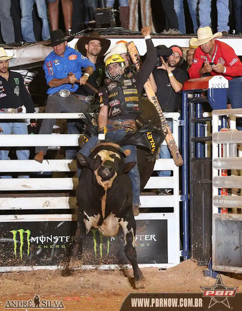 79fdc029-31f2-4460-ba02-8c1a3717ba36