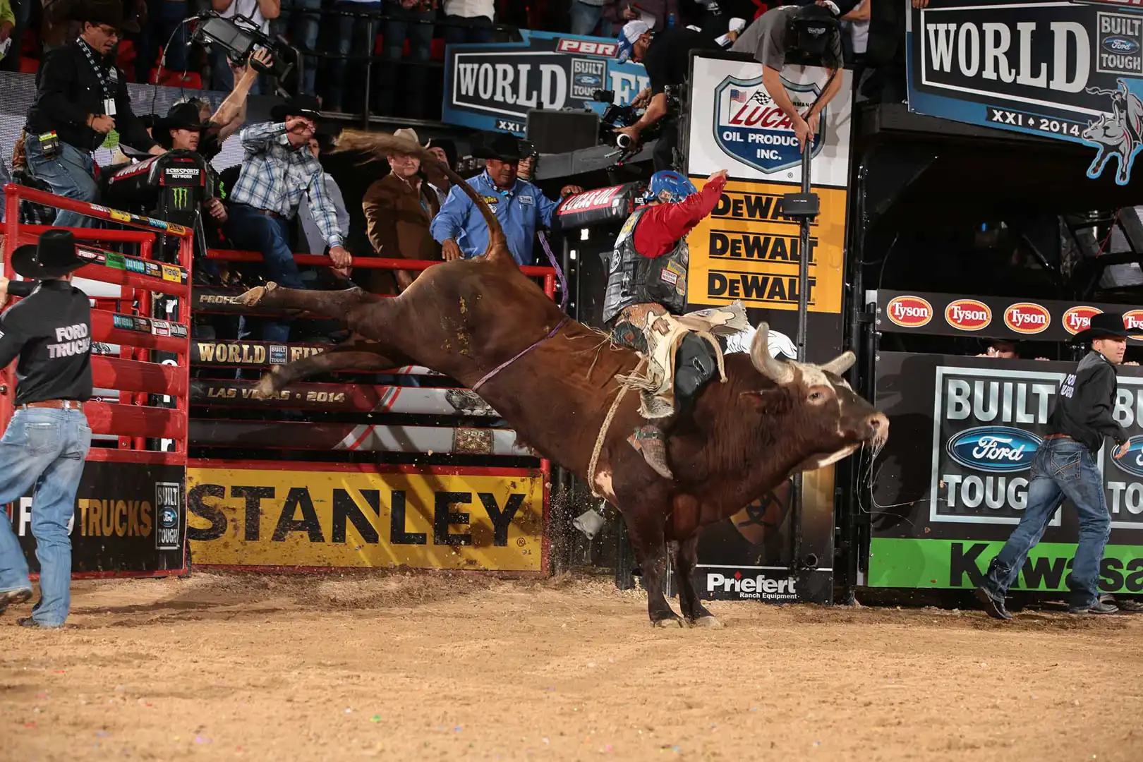 3e9d9198-e753-4cc3-a775-8c28d096278b