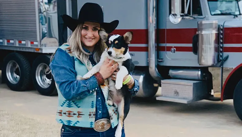 Like father, like daughter: Sadie Berger recalls flanking bulls on UTB for first time