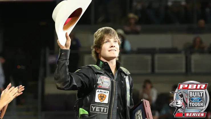 Kolbaba goes back to back, wins fourth PBR event of the season