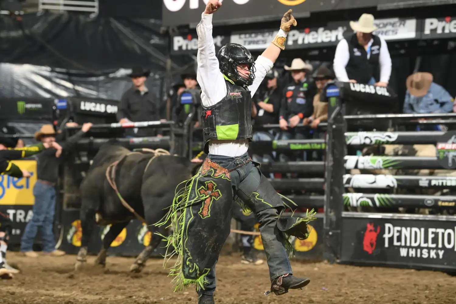 25 LIVE Pittsburgh 01 310