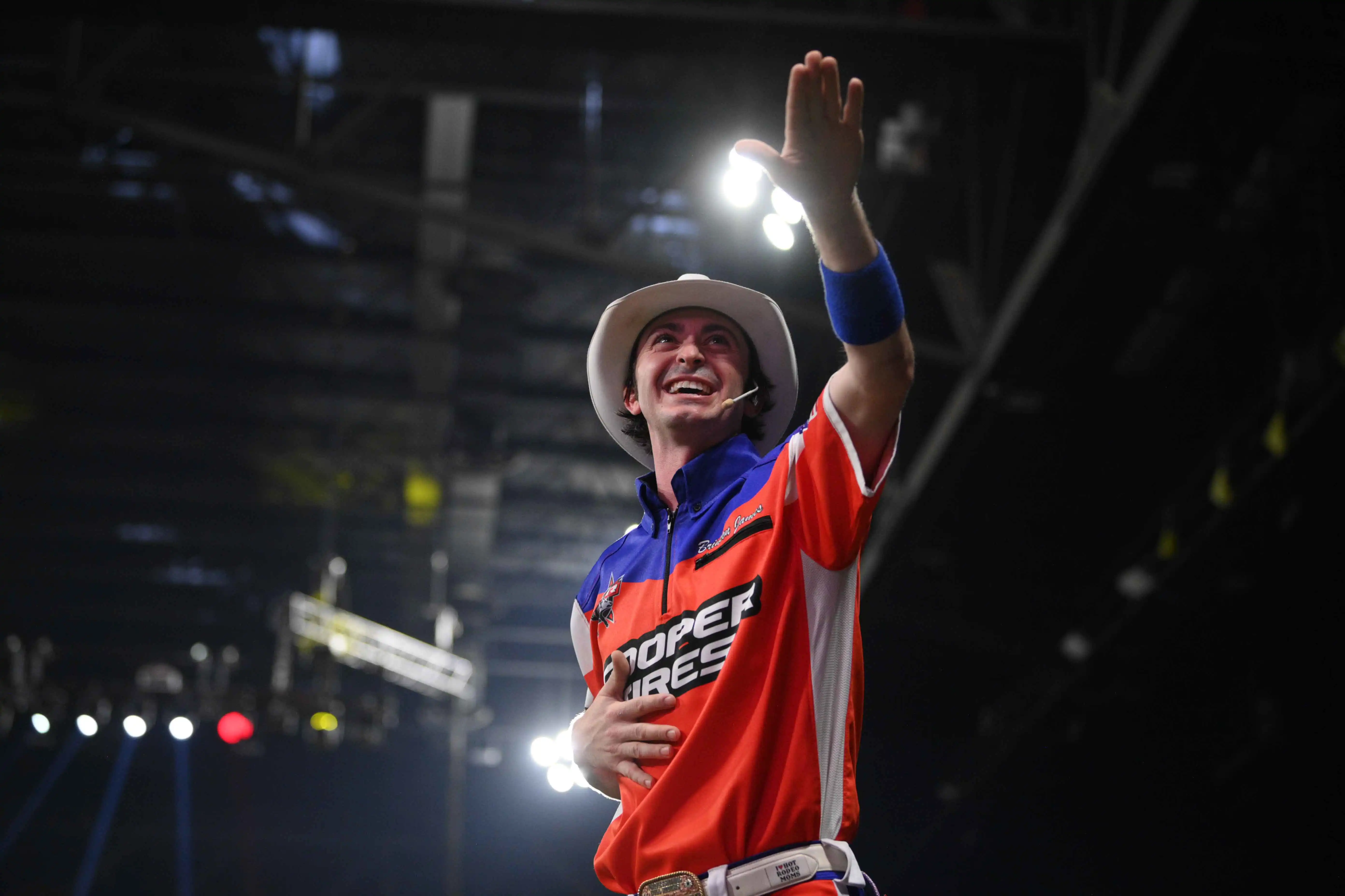 25 LIVE Billings 01 205