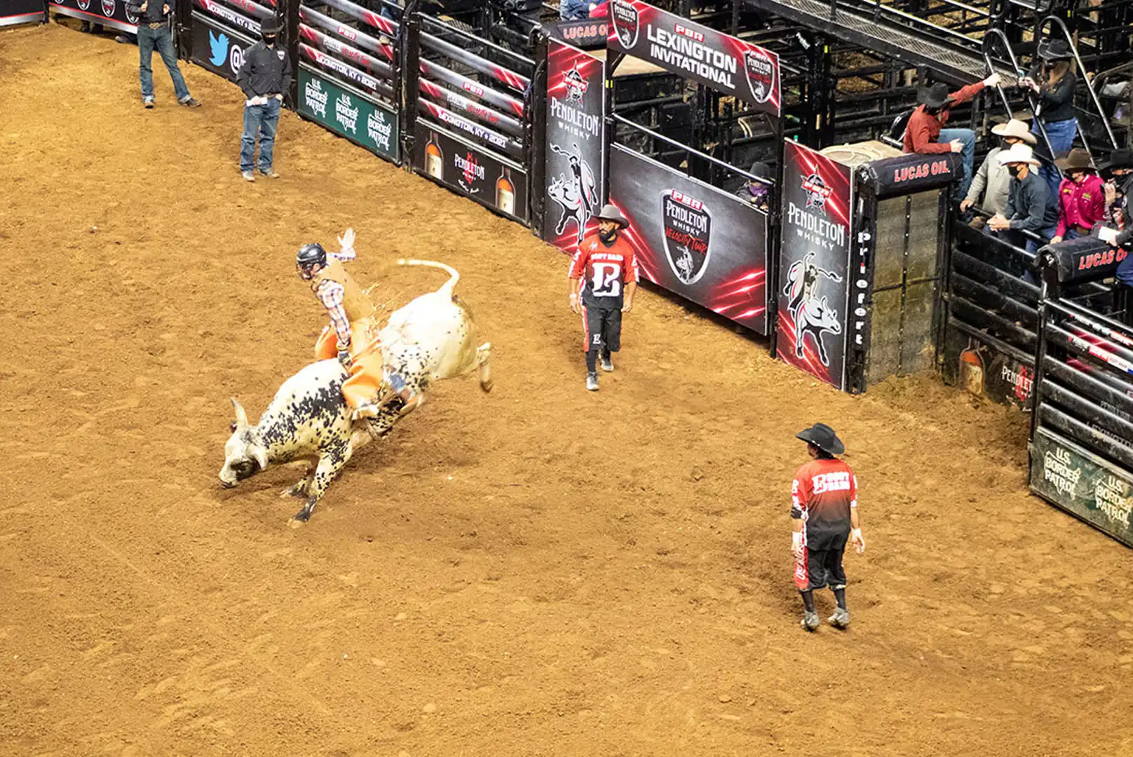 dabe610c-8a7f-4412-ae7d-2ebd345c637e