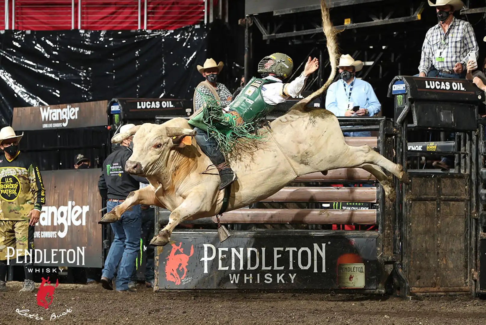 a631ce06-db63-49c7-889b-712817f90f38