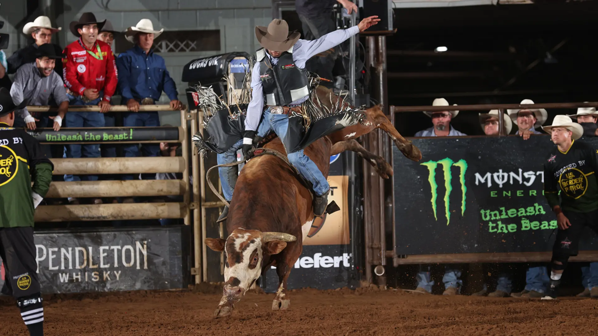 Souza ‘too calm’ as he grits out a Round 1 ride at World Finals