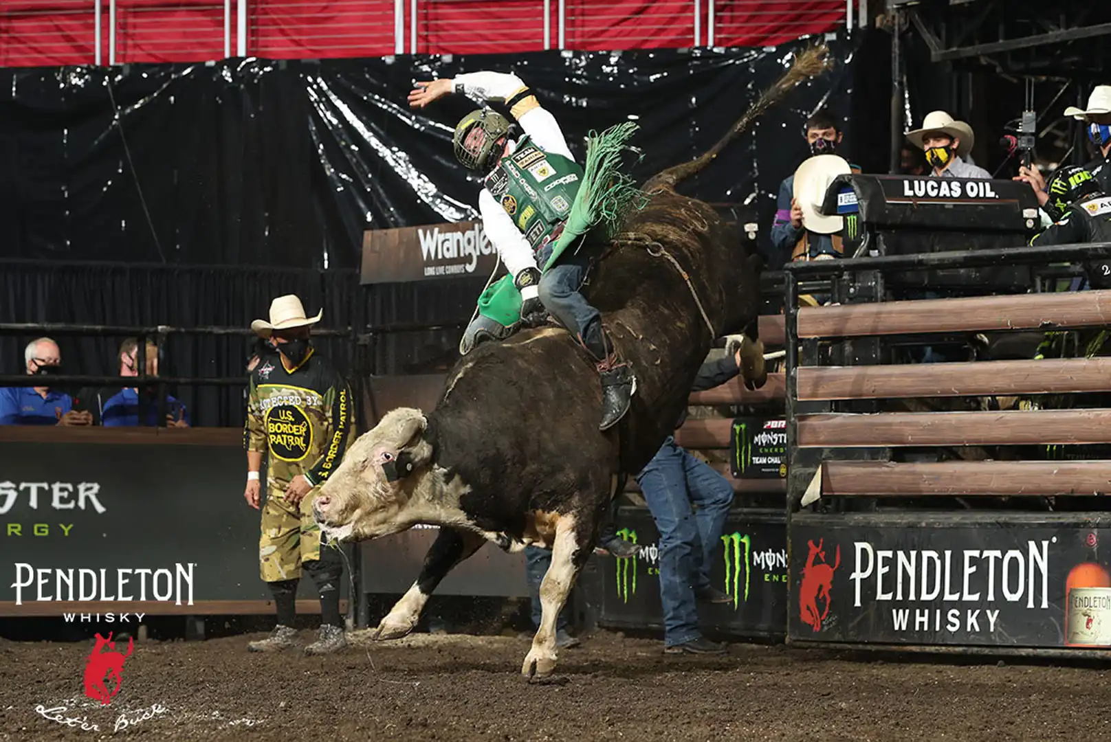 5c810807-f571-4dd2-a88e-5c9e72ac9d86