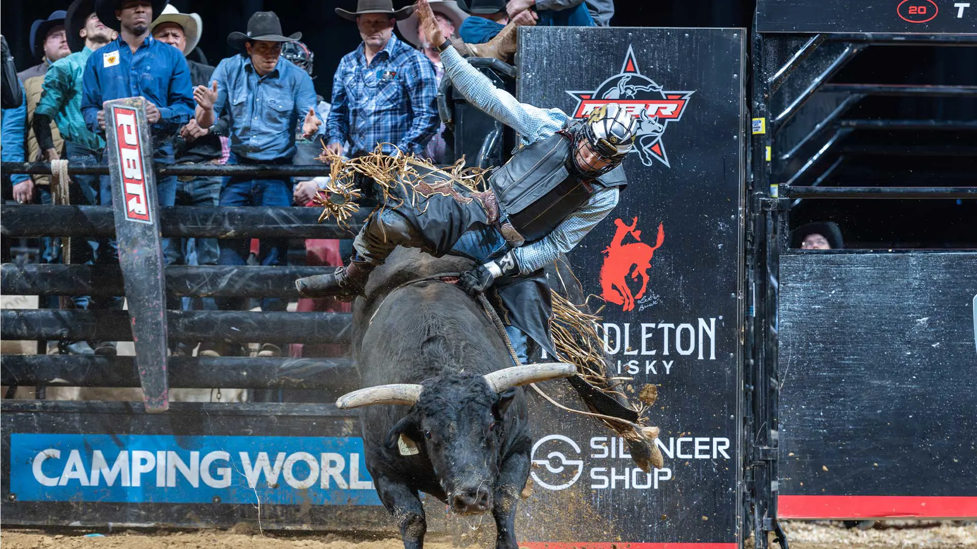 Dominant Bruno Carvalho wins PBR Stockyards Showcase