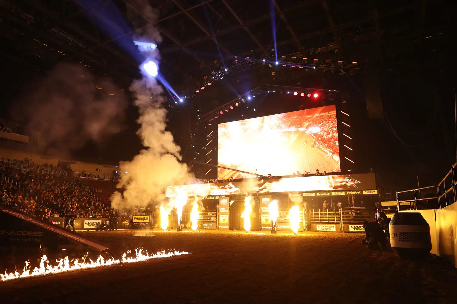 25 LIVE Wichita 02 00072