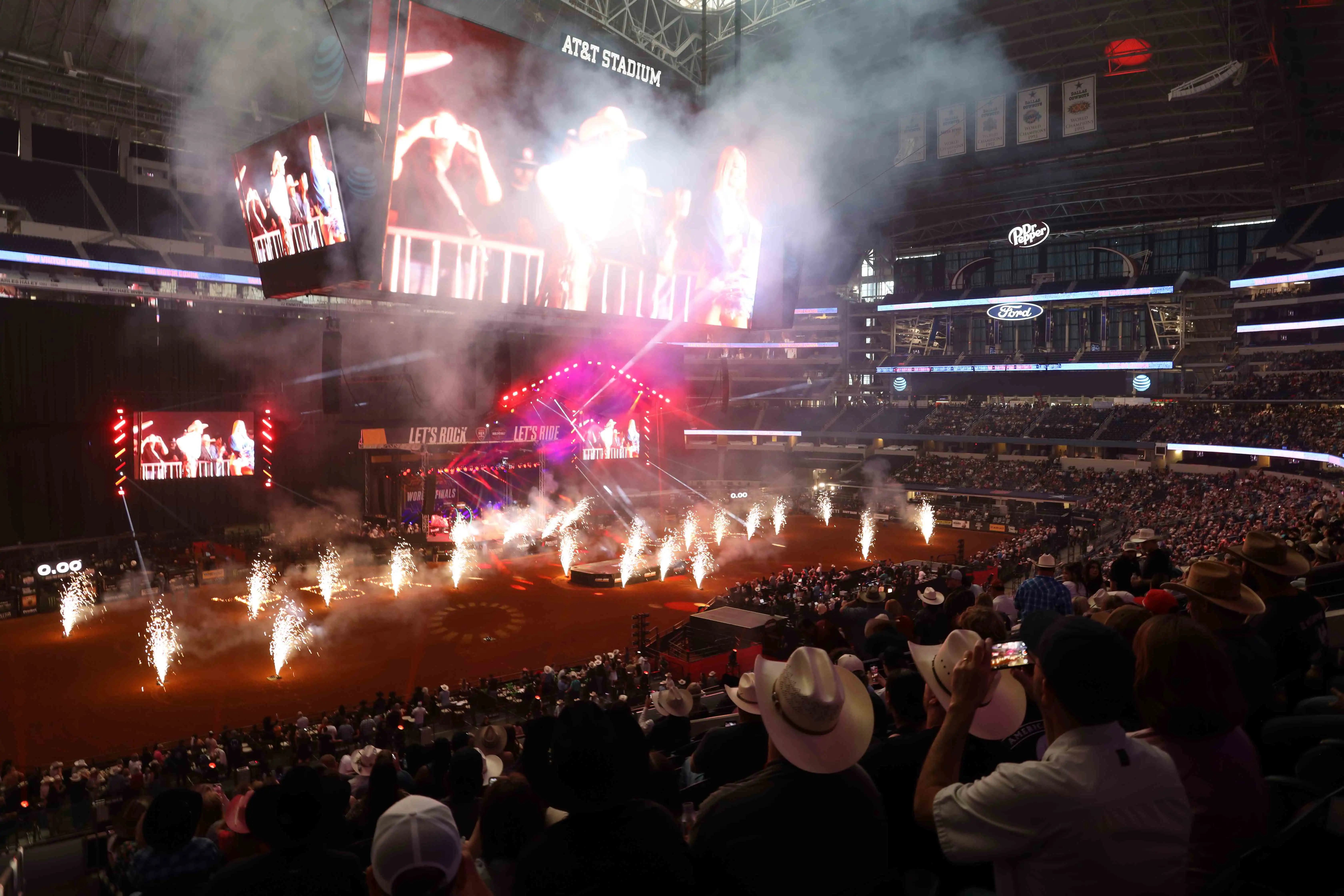 25 LIVE WF 01 JW 949