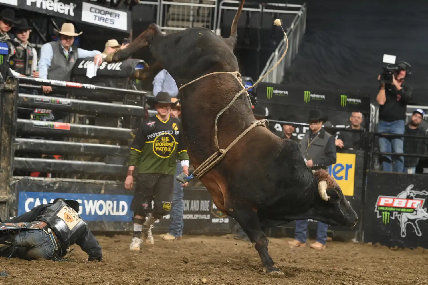 25 LIVE Pittsburgh 01 347