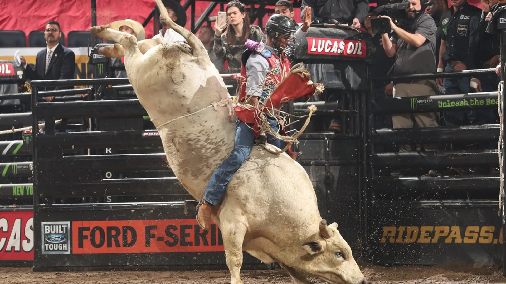 Souza riding through injuries sustained in motorcycle accident