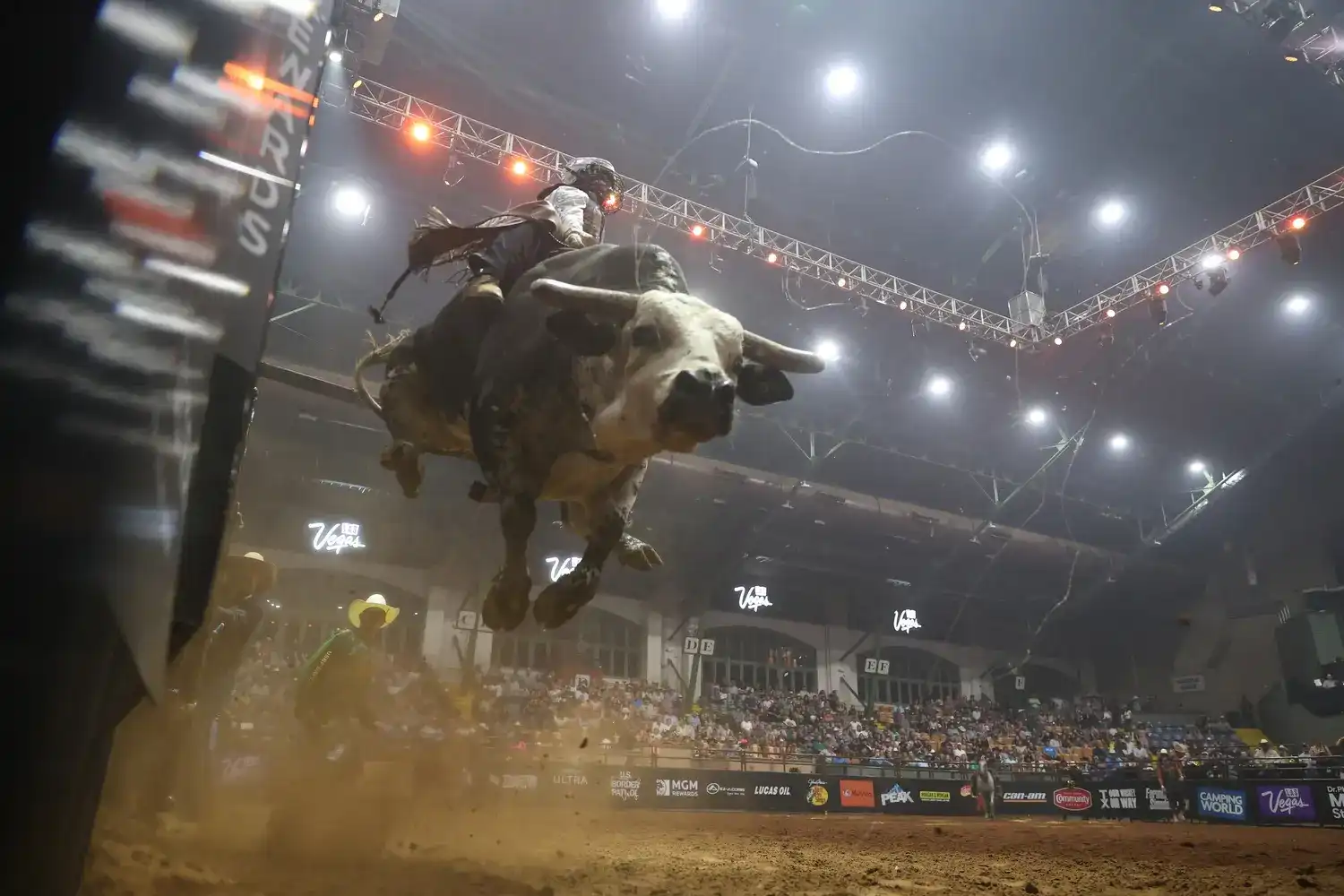 24 Fort Worth LIVE 01 719
