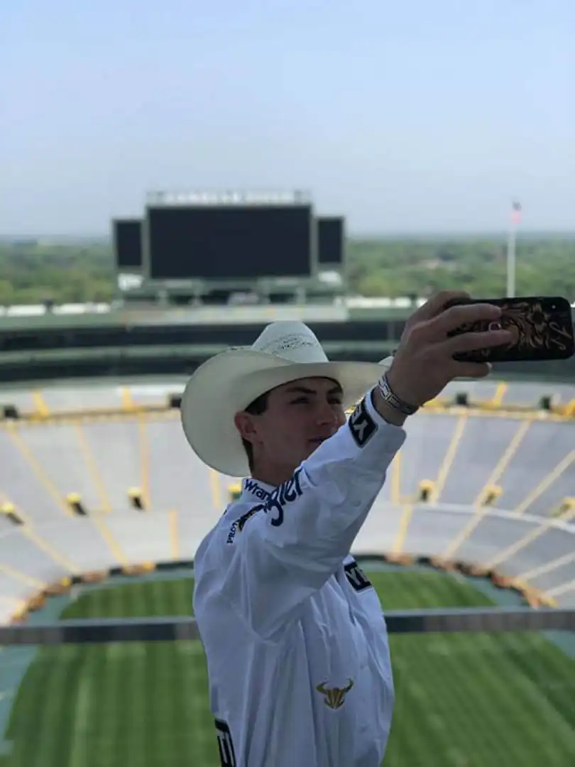 3144185c-ea45-493e-a40a-3f810a10b584