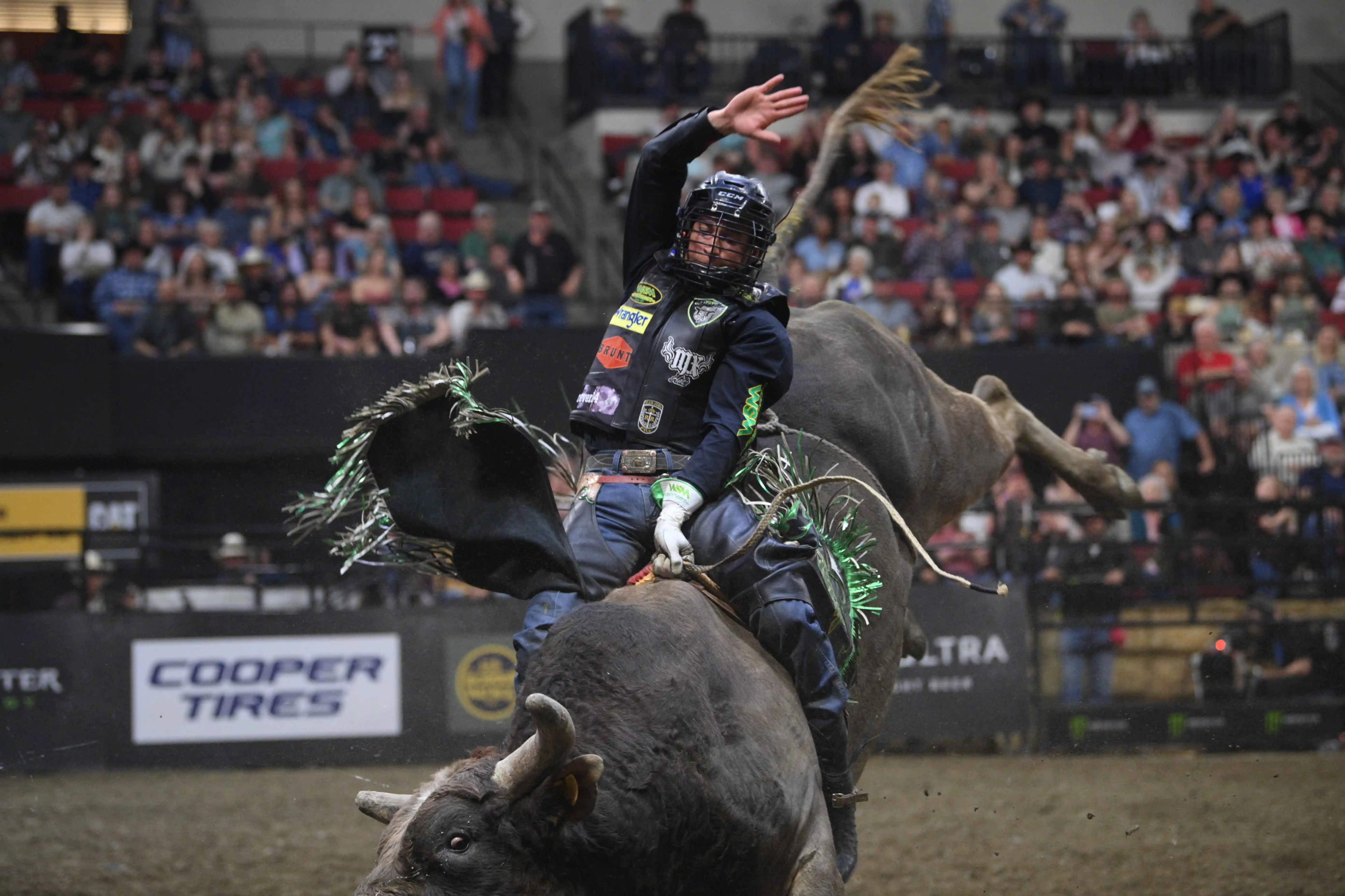 25 LIVE Billings 01 255