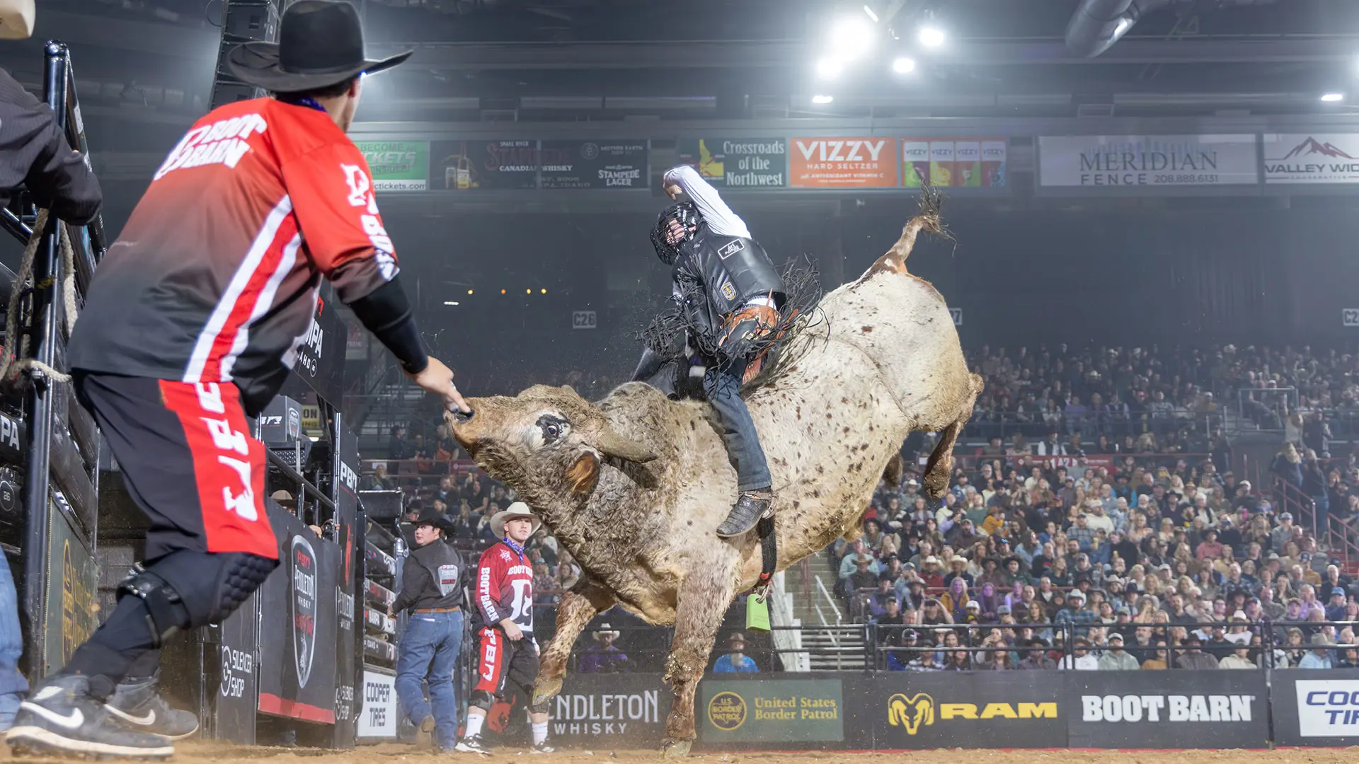 Jaxton Mortensen wins Pendleton Whisky Velocity Tour’s PBR Nampa