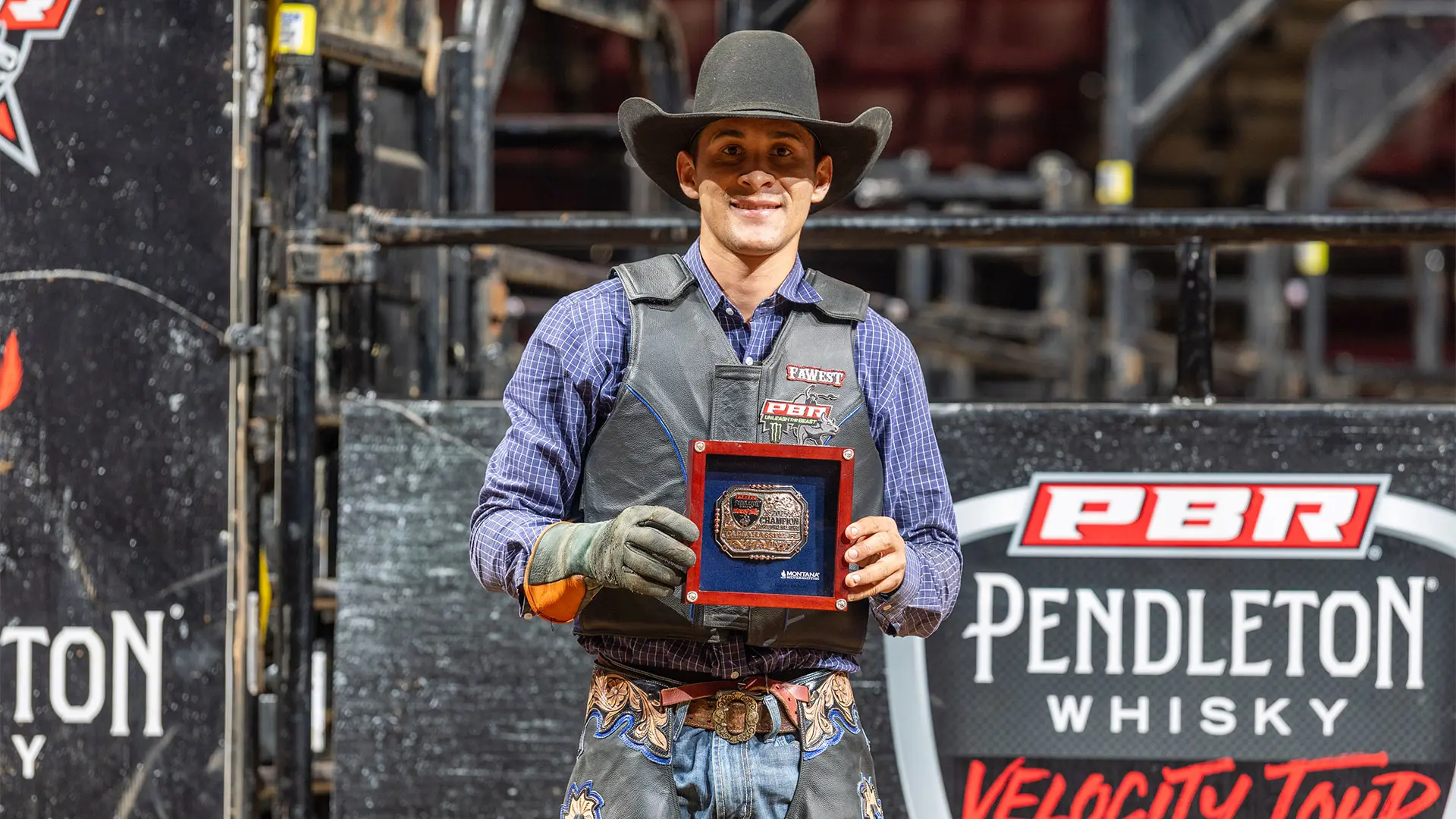 Carlos Andre de Oliveira converts in final out to win PBR Tallahassee 