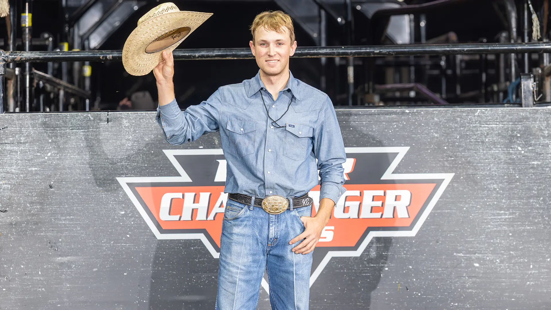 Kyle Eaton wins opening round of PBR Challenger Series in Kennewick, Washington