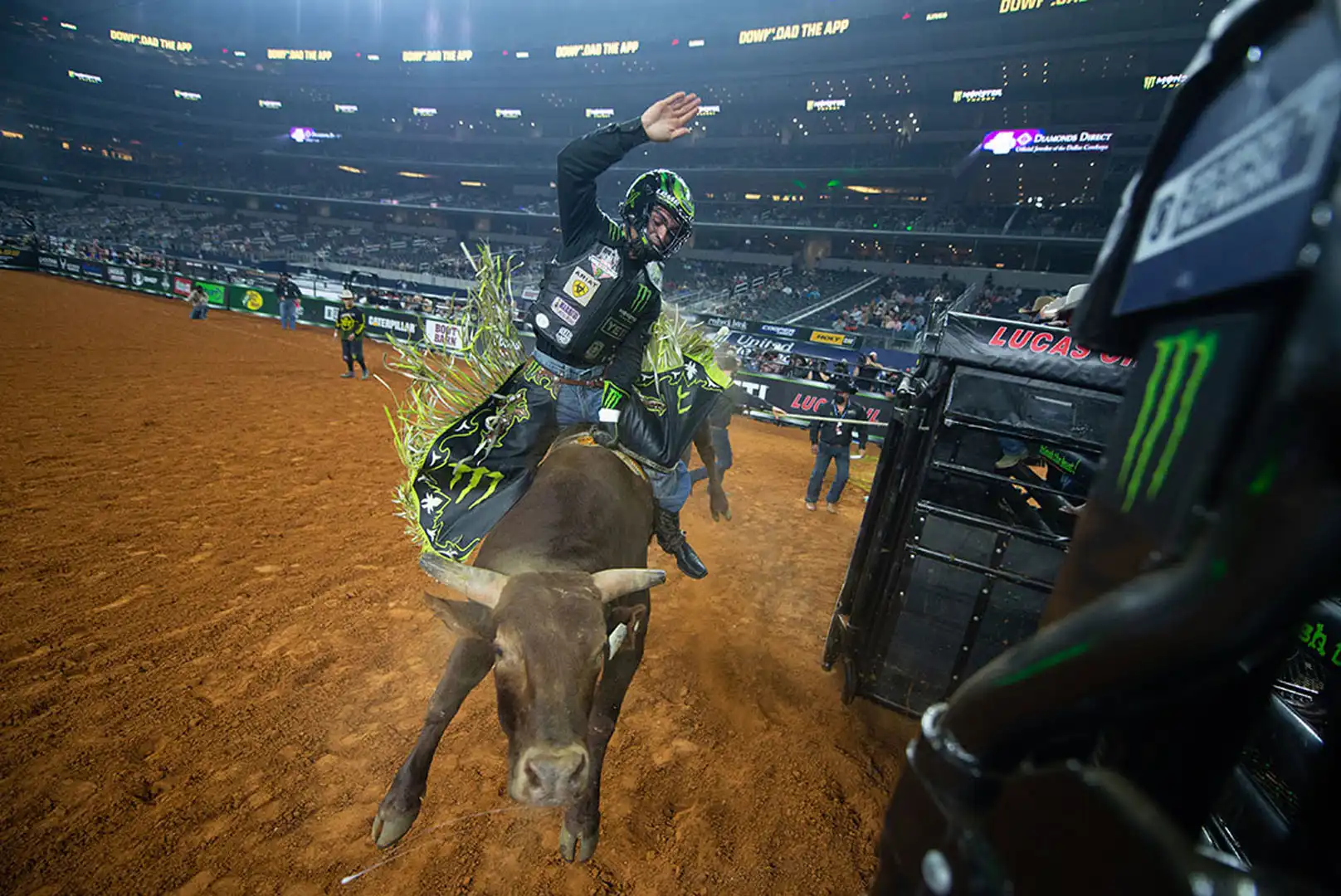 9d9e63d1-22dc-49af-9be3-6194073dbe70