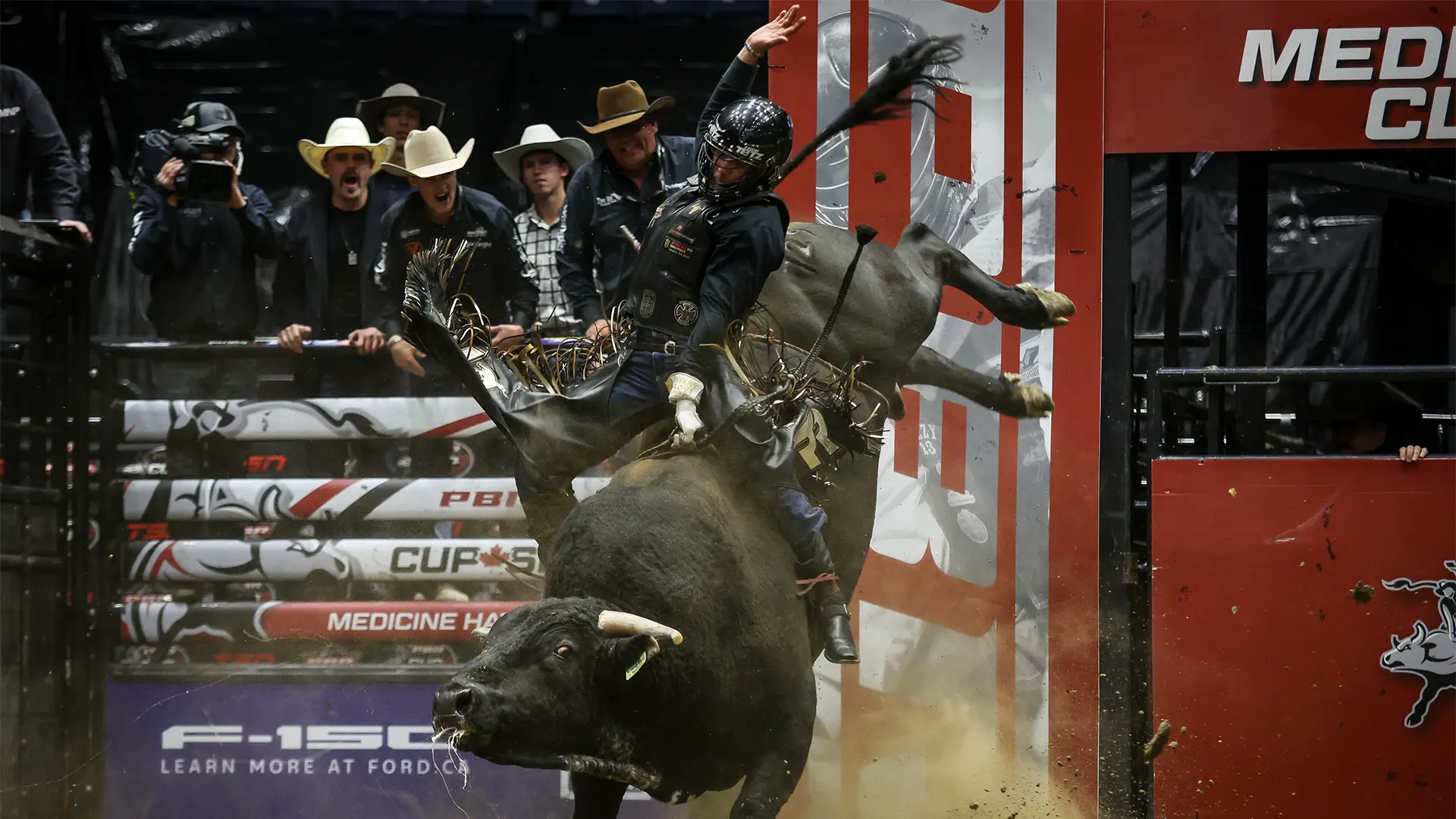 PBR | Nick Tetz reclaims No. 1 rank in Canada, looks to bull power