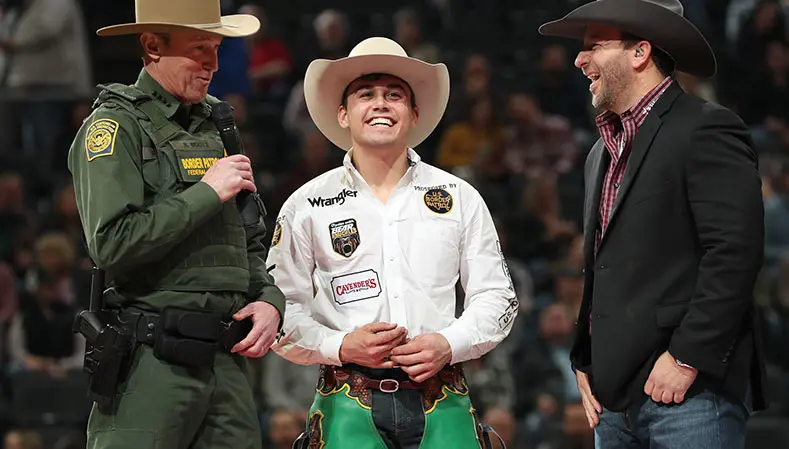 Swearingen wins U.S. Border Patrol Invitational 15/15 Bucking Battle in St. Louis