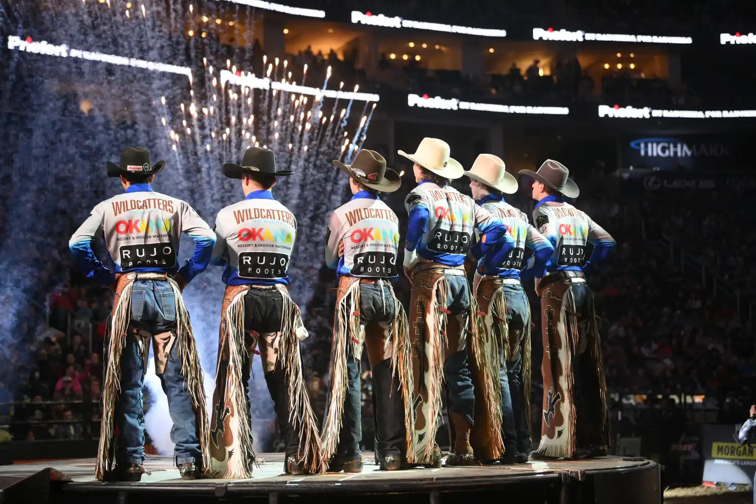 25 LIVE Pittsburgh 01 835