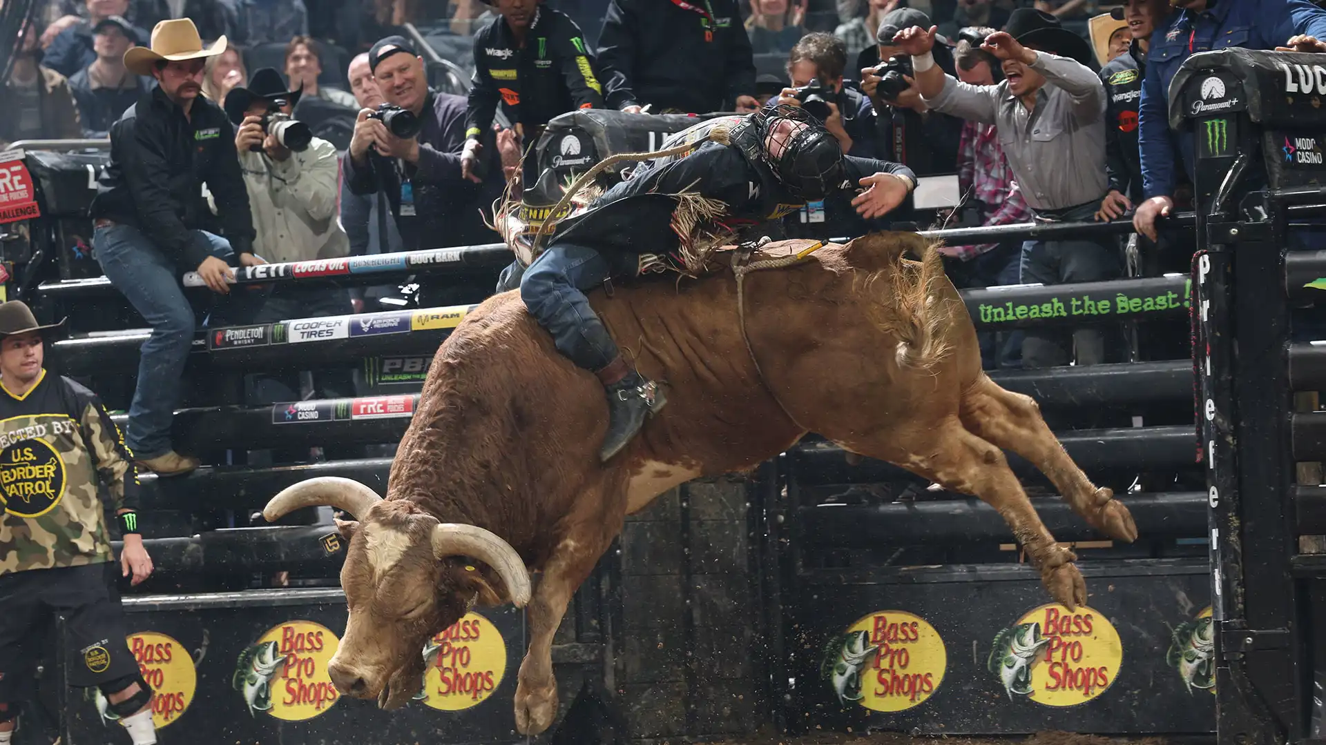 Leandro Zampollo wins career-first Unleash The Beast round during Night 2 at Madison Square Garden