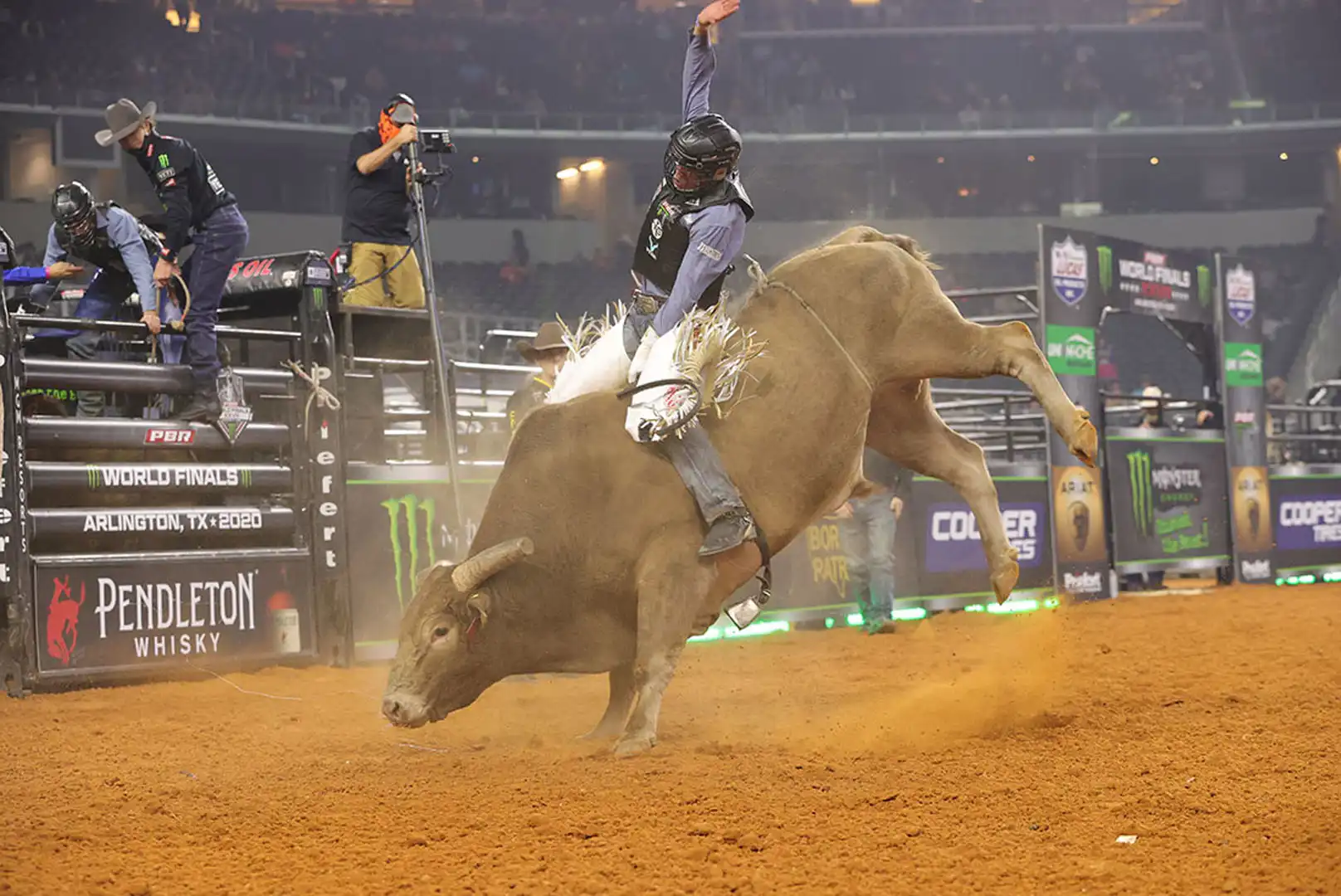 a789e93d-c9e7-4ae7-a9a3-fa8012d28eac