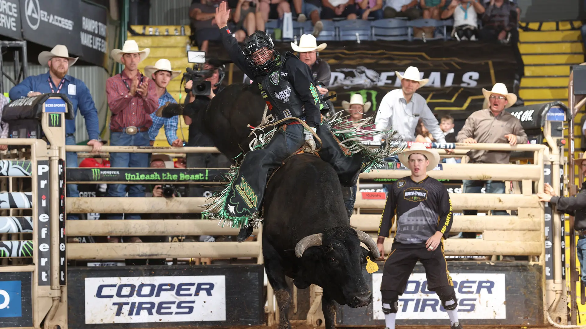 No. 1 Dalton Kasel punctuates sixth-place finish at sold-out 2025 PBR World Finals: Unleash The Beast – Eliminations with monster 90-point ride to extend lead atop World Championship race