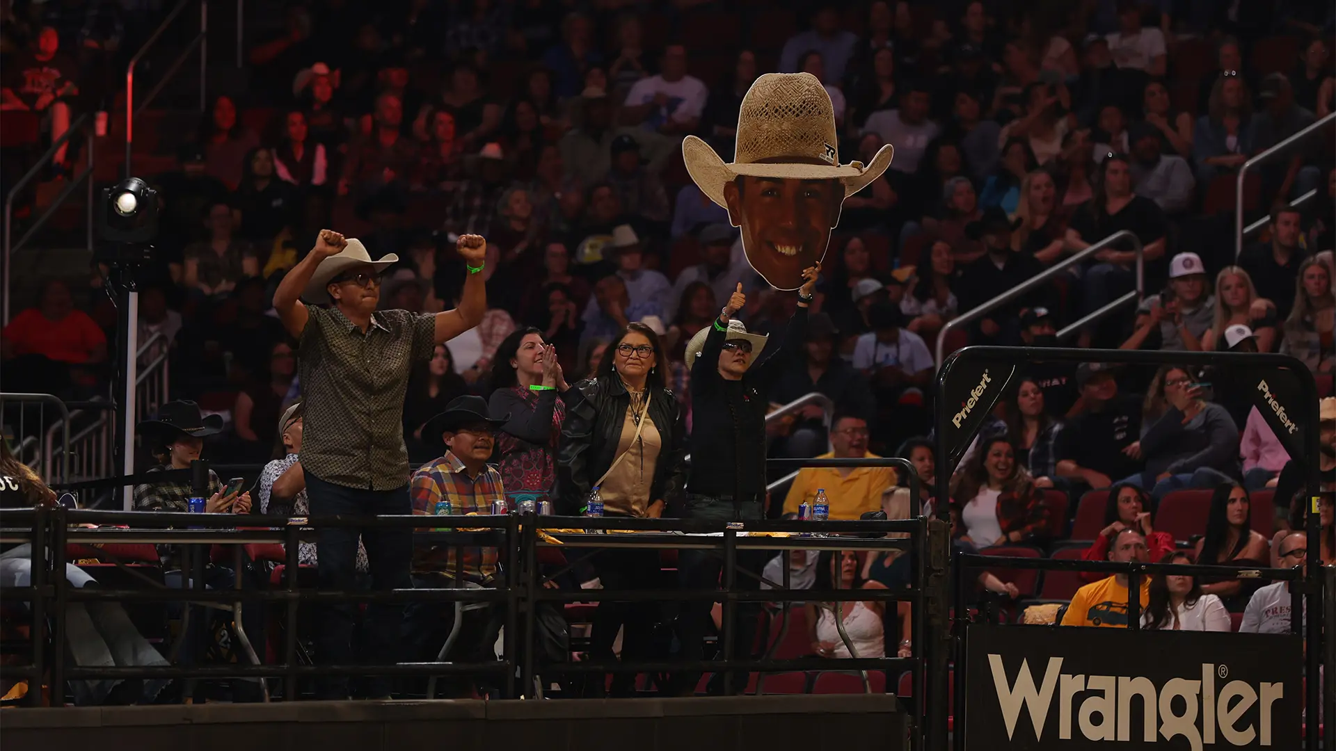 Whitehorse and Losnake put on show for Arizona Ridge Riders fans in Tucson
