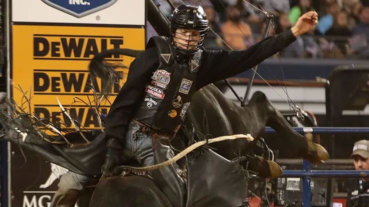 Titman returning to action following broken arm
